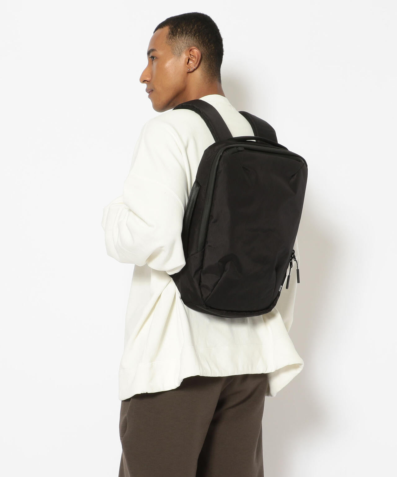 8b5866f9-38b9-531b-a1d9-5f2681828102_Image