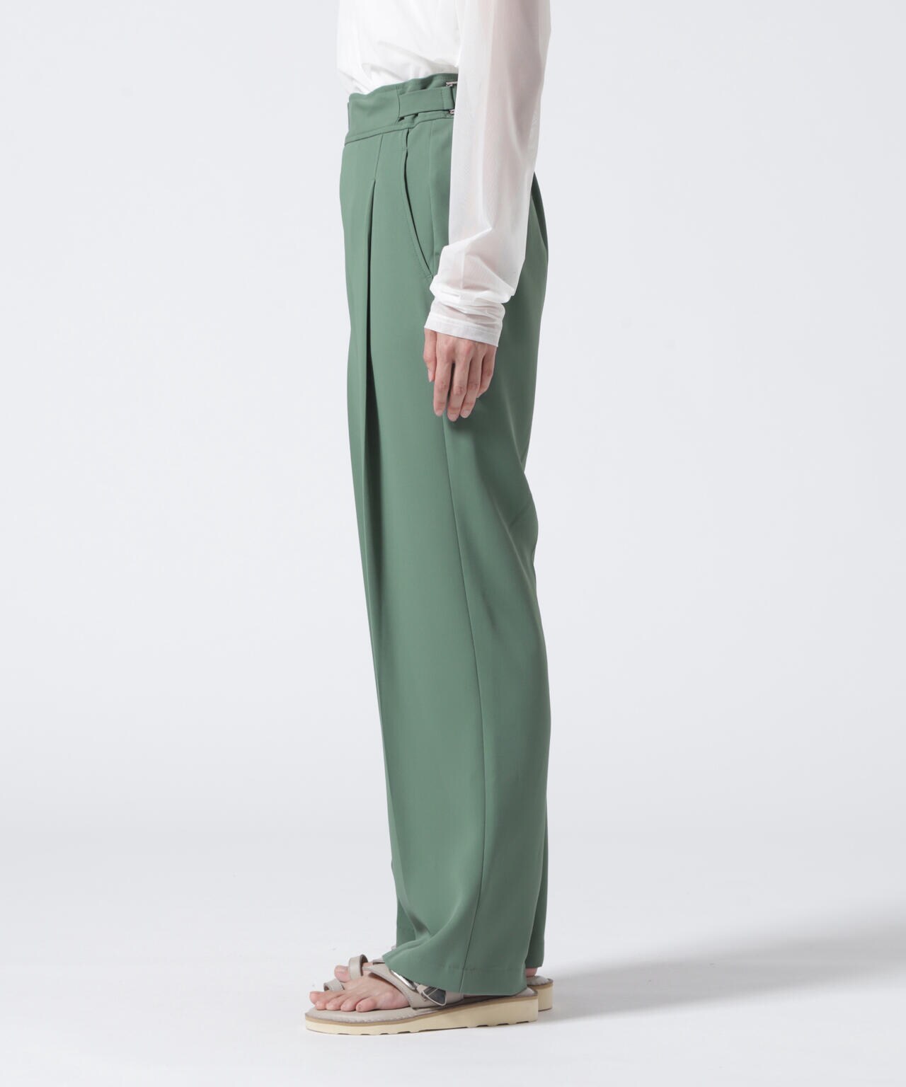 b6bf30f4-741a-58b9-a26d-fe7aaa4091cb_Image