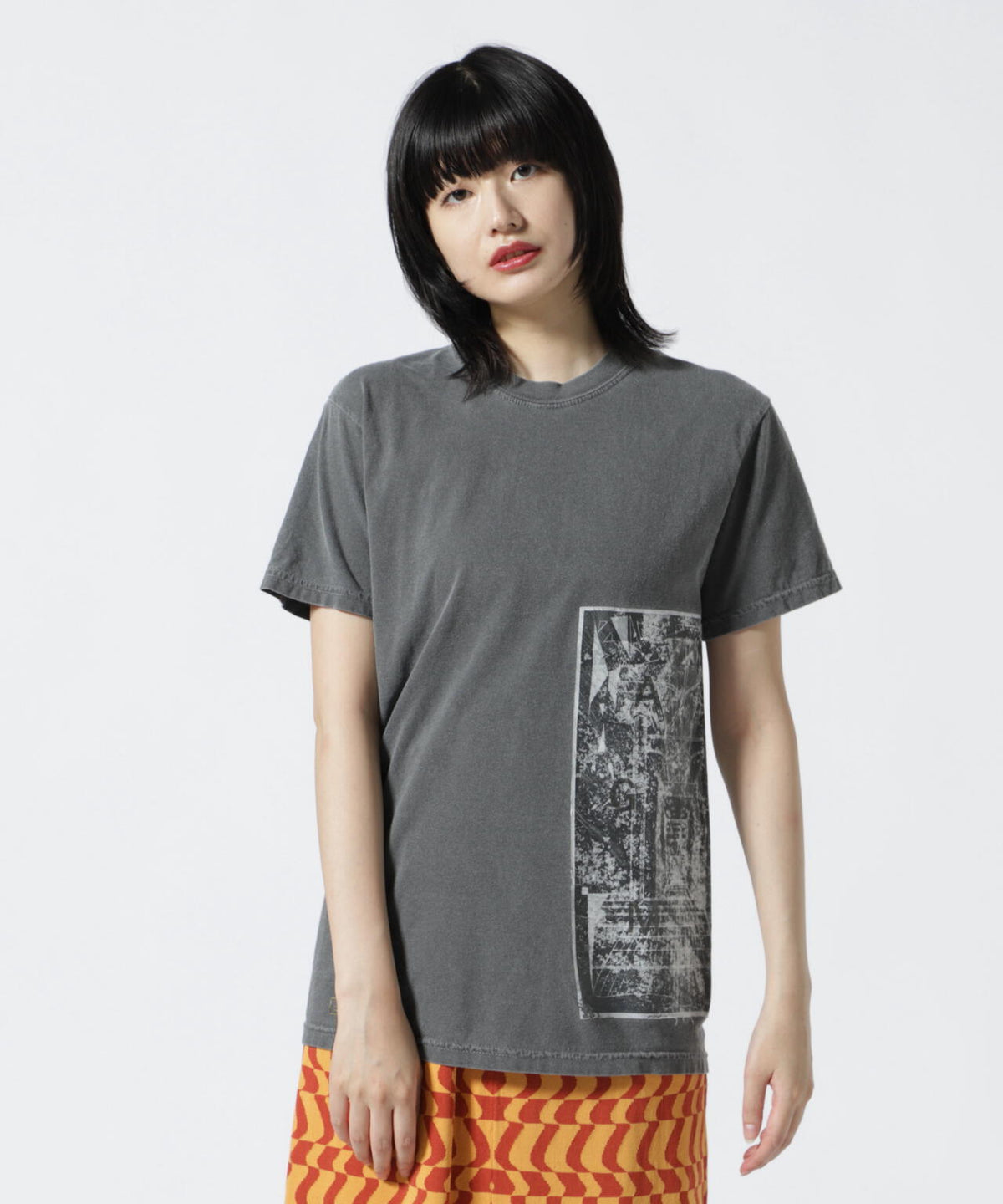NAKAGAMI(ナカガミ) サイドグラフィックプリントTシャツ