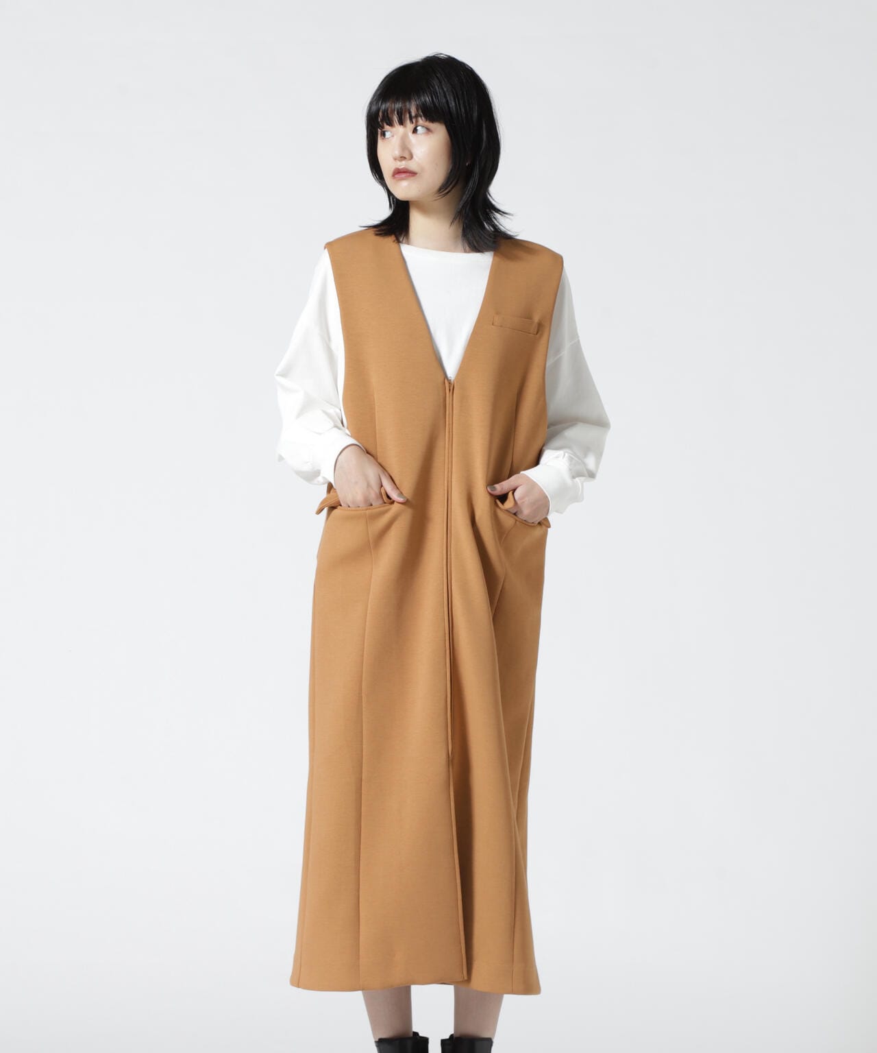 DROIT BELLO(ドロイトベロ)ライトダンボールベストワンピース