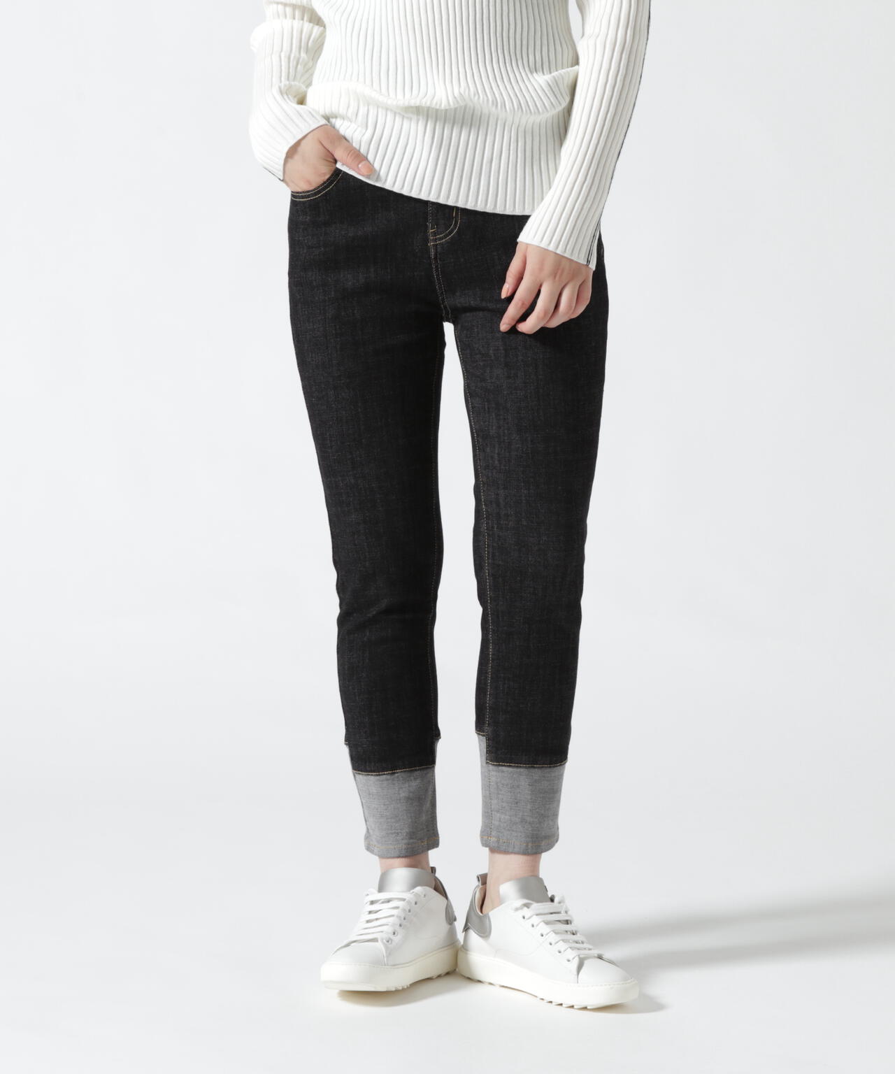 64243a38-9f23-5a71-b7d7-964a028e79e6_Image