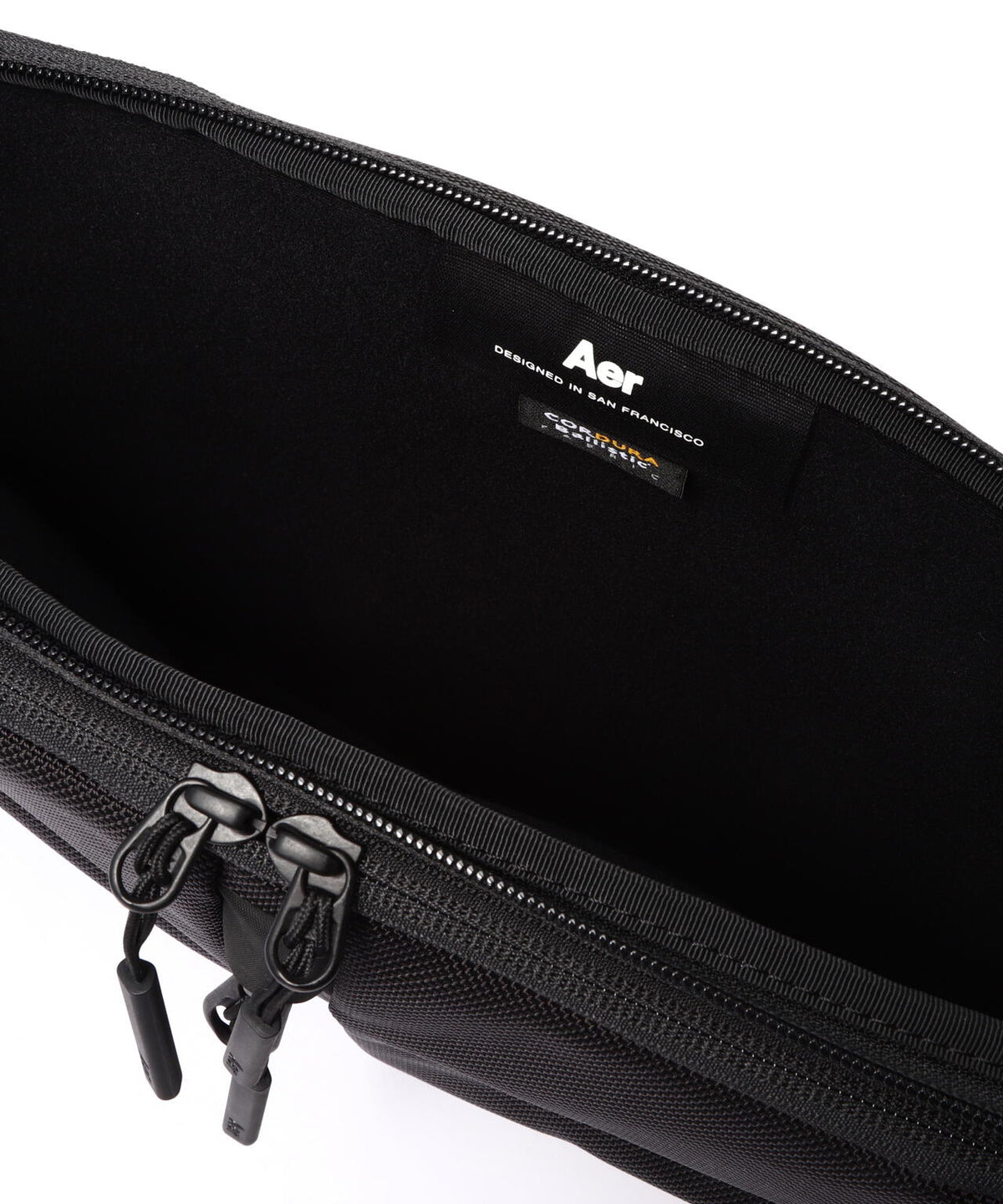 Aer(エアー)Tech Folio 13' Black ラップトップケース/パソコンケース