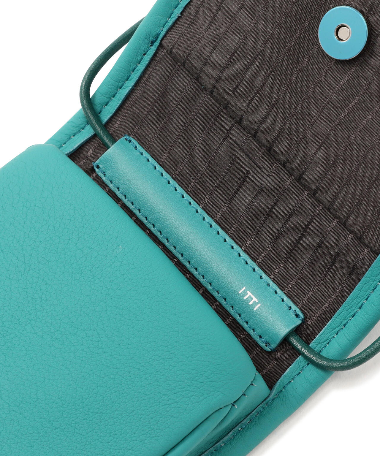 ITTI(イッチ) MICHELLE ERRAND POUCH /DIPLO SKY