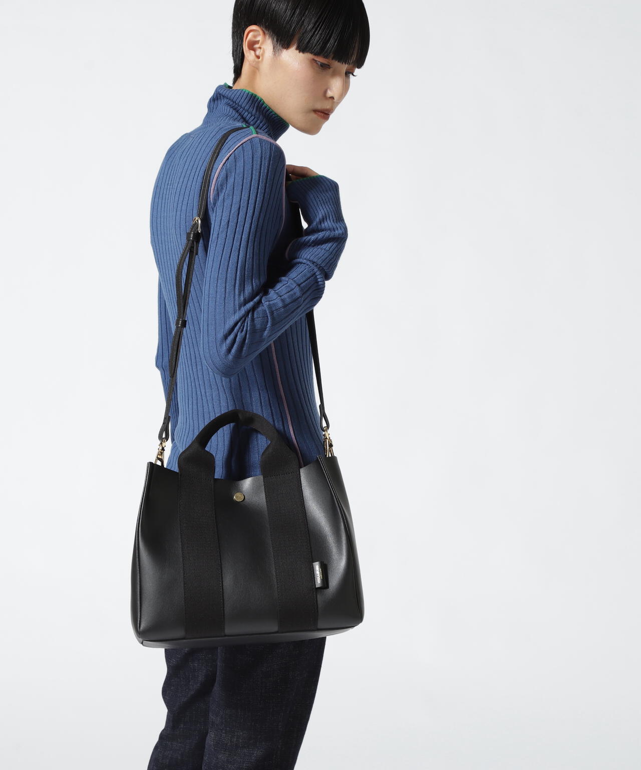 5f2a5a53-4123-5bf6-bdf4-5c50365ed04b_Image