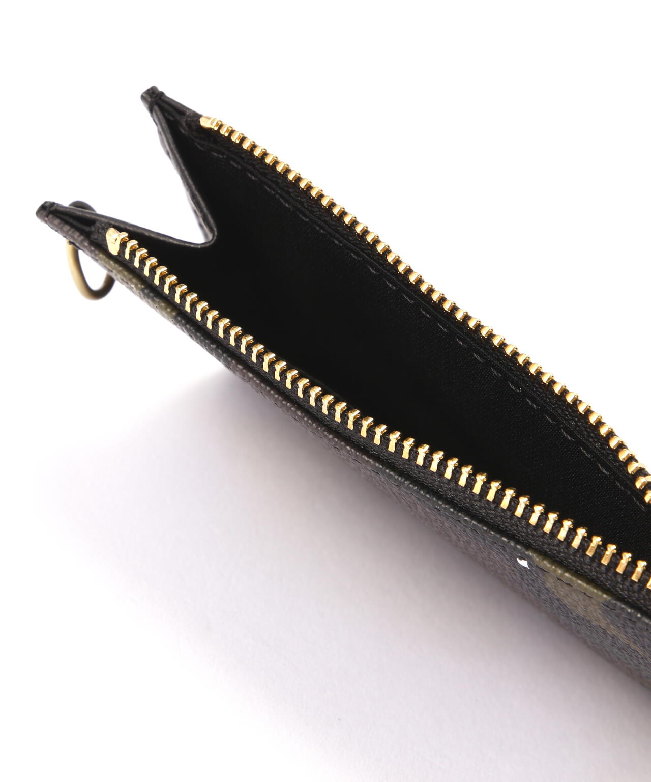 579476d3-cbb5-524e-9020-7019bdc1dca5_Image