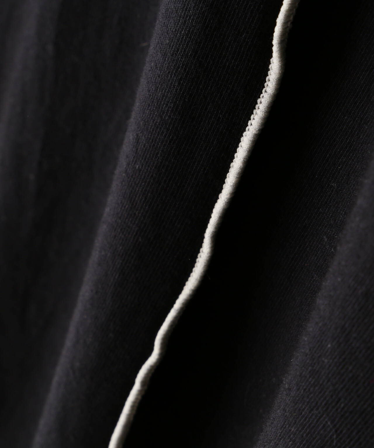 8b20d9e8-eb78-566d-b8c8-373ff258ad64_Image