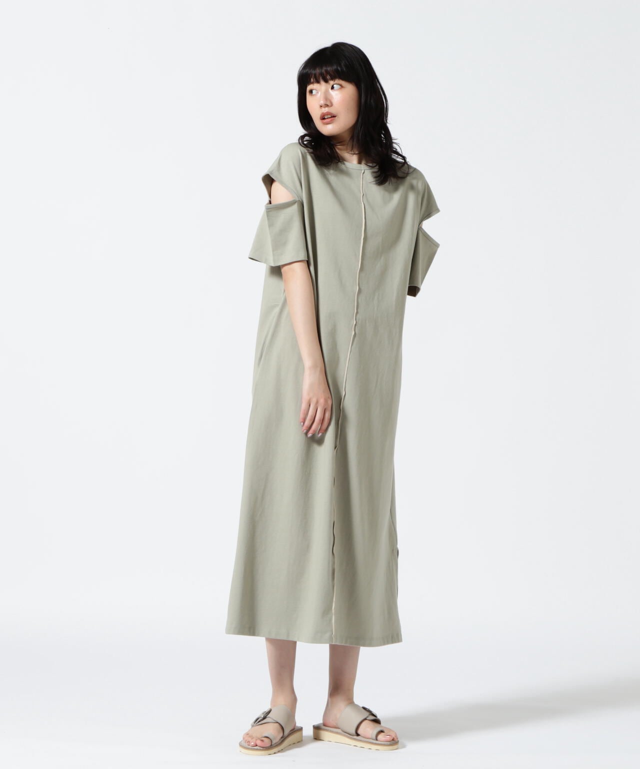 DROIT BELLO(ドロイトベロ) 袖スリットカットソーワンピース