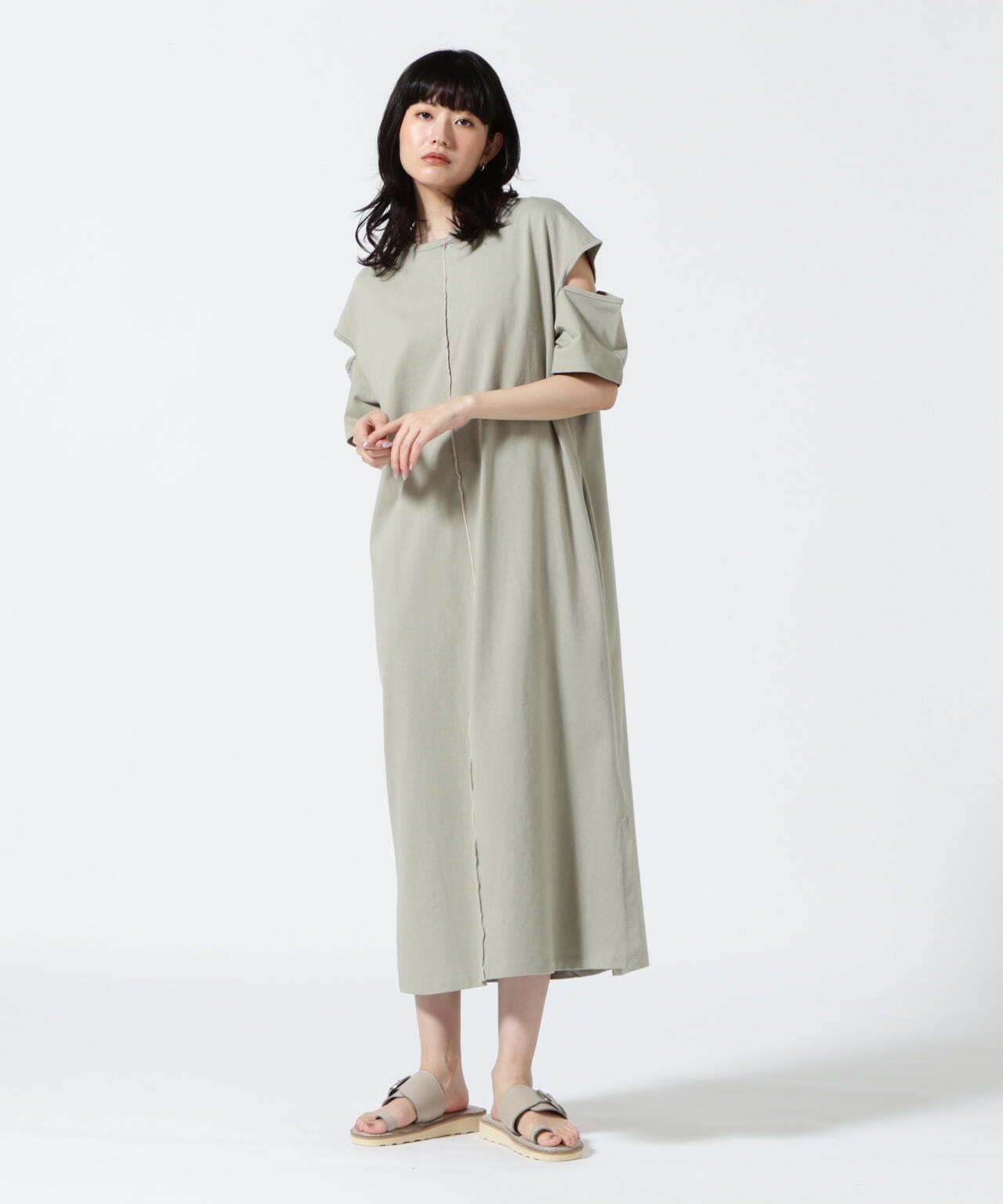 DROIT BELLO(ドロイトベロ) 袖スリットカットソーワンピース