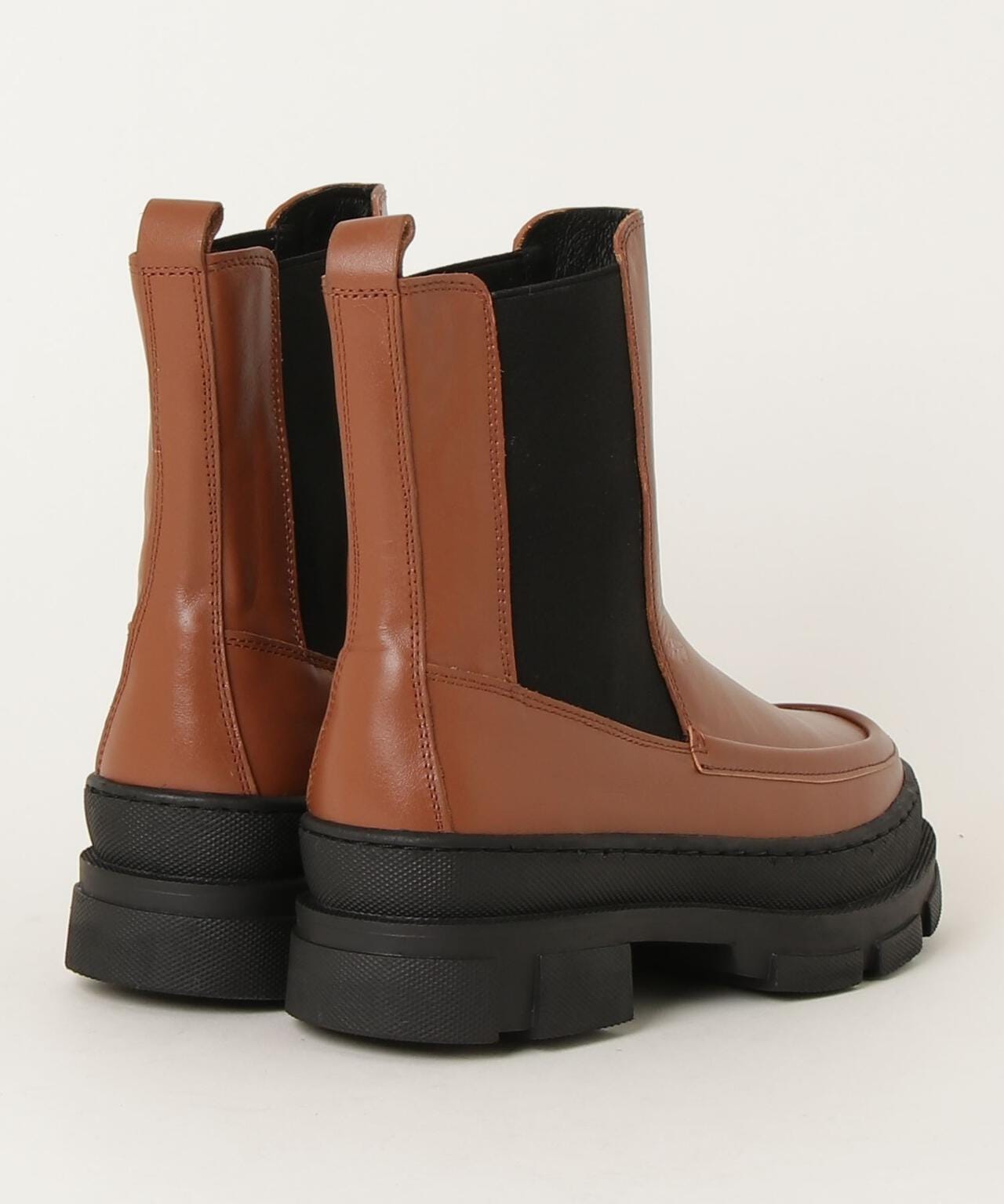 ea5f8f5e-1541-5c76-b2ad-ee17ab9edbe4_Image