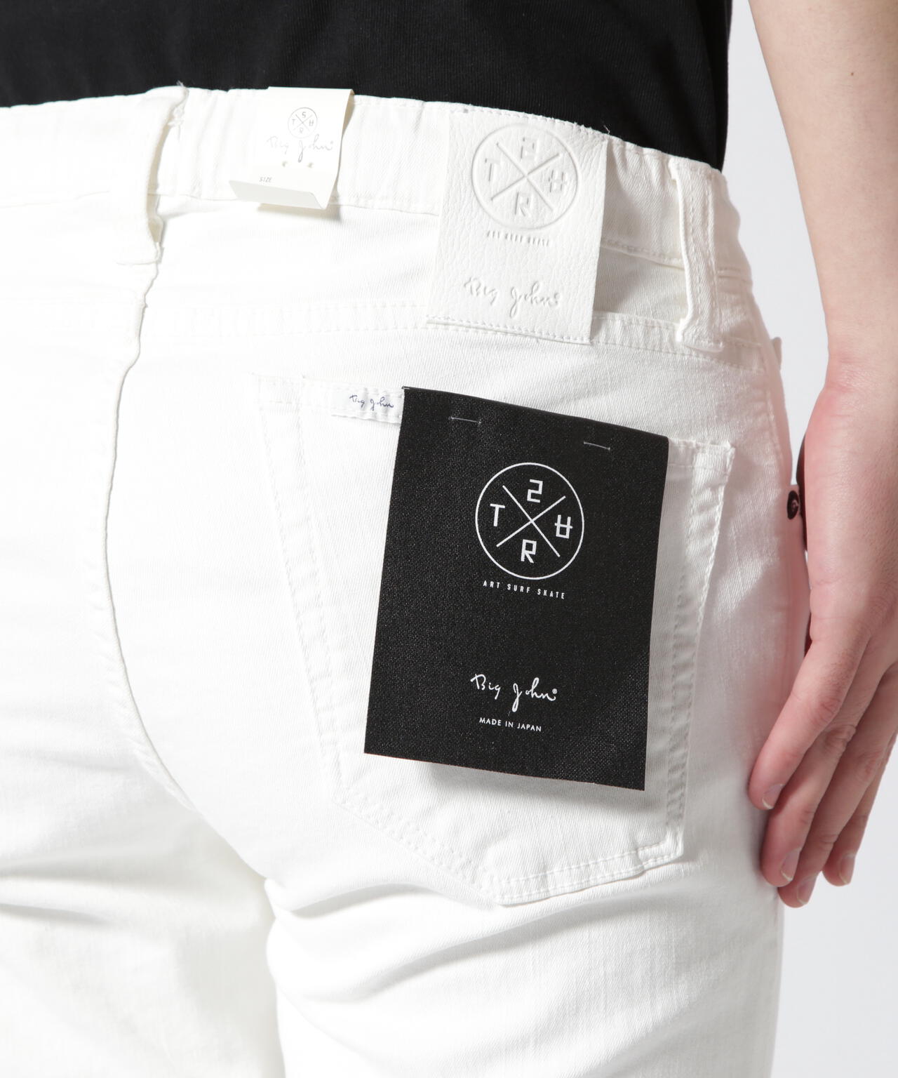 SURT(サート)SUPER BLACK DENIM