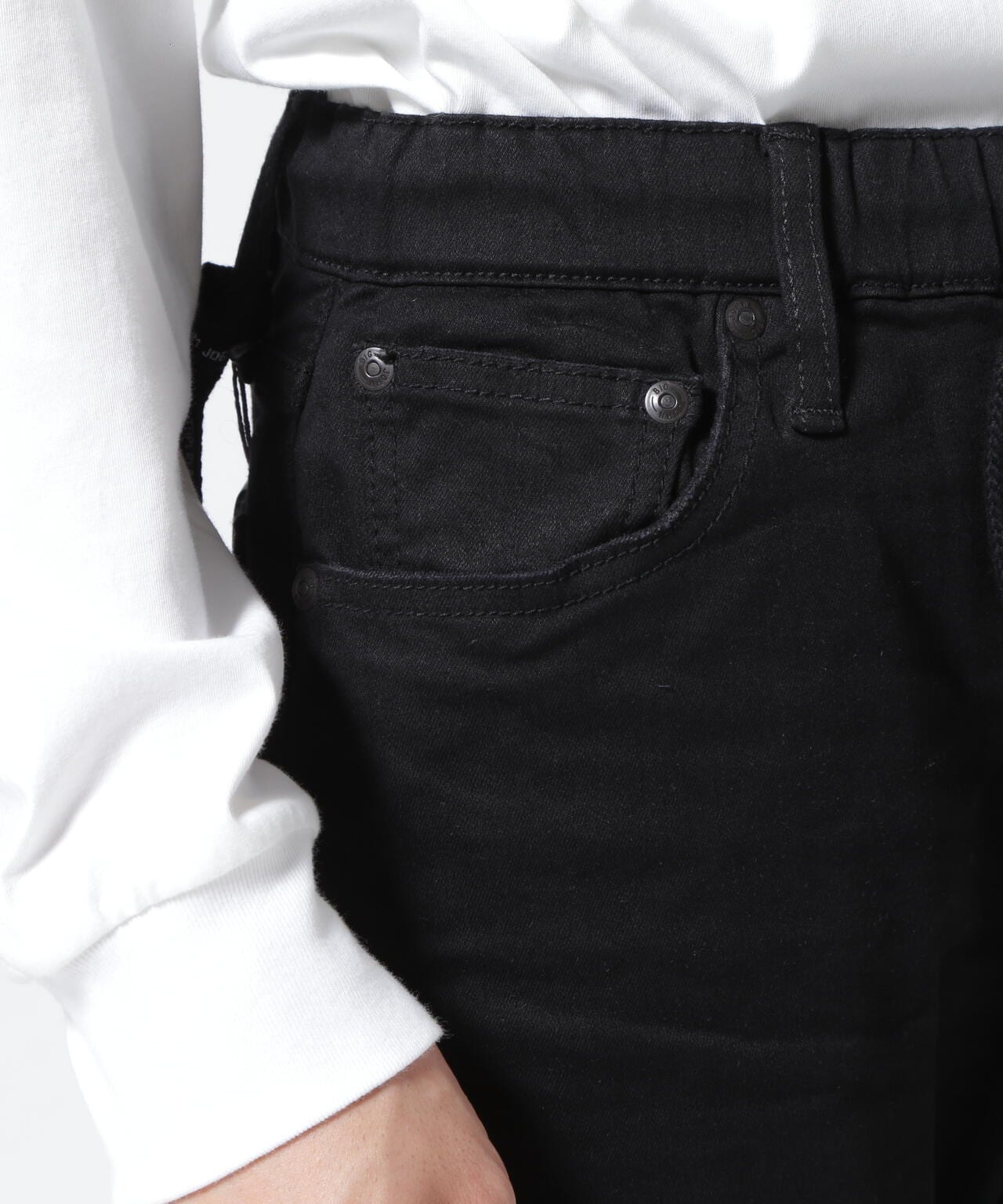 SURT(サート)SUPER BLACK DENIM