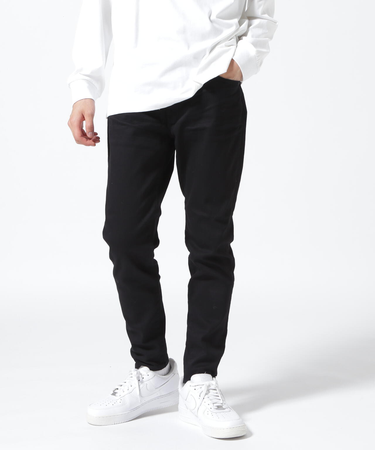 SURT(サート)SUPER BLACK DENIM