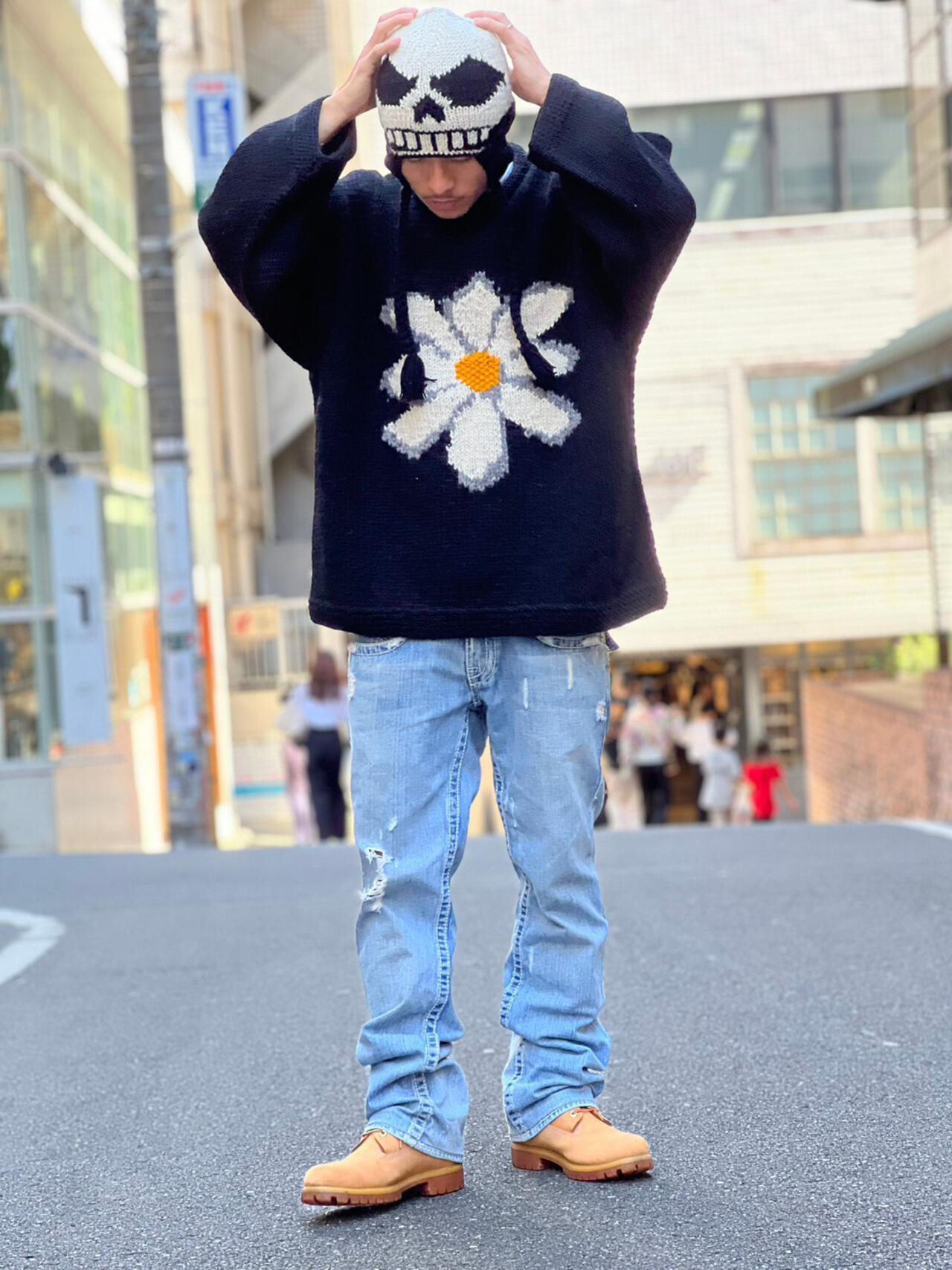 MacMahon Knitting Mills/マクマホンニッティングミルズ Roll Neck Knit-Flower