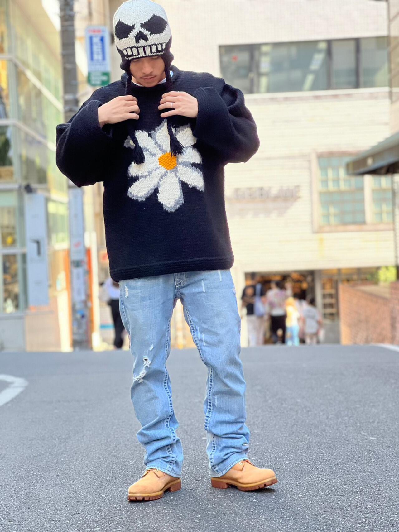 MacMahon Knitting Mills/マクマホンニッティングミルズ Roll Neck Knit-Flower