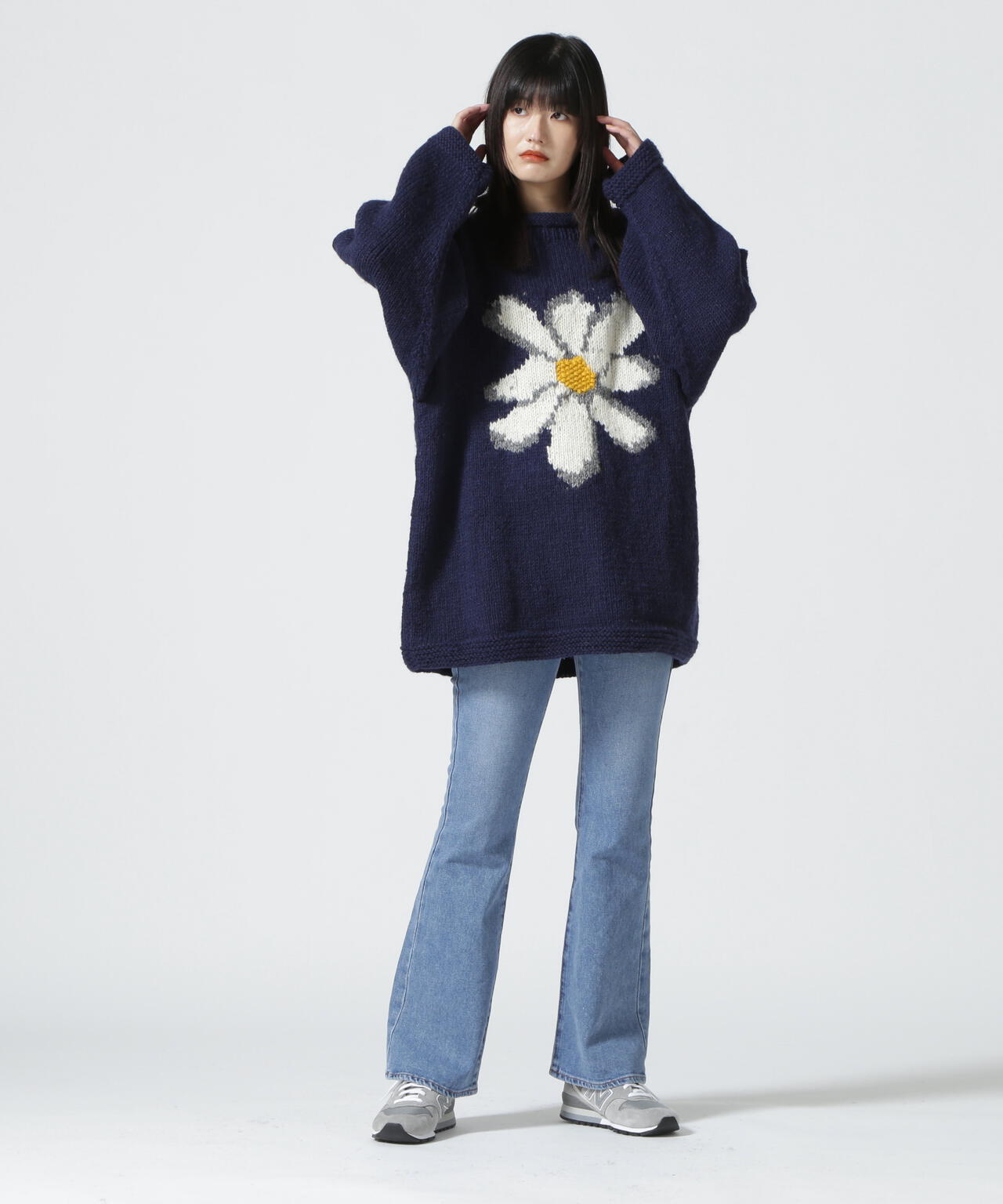 MacMahon Knitting Mills/マクマホンニッティングミルズ Roll Neck Knit-Flower
