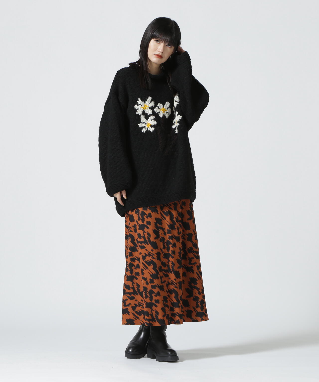 MacMahon Knitting Mills / Roll Neck Knit-5 Flower
