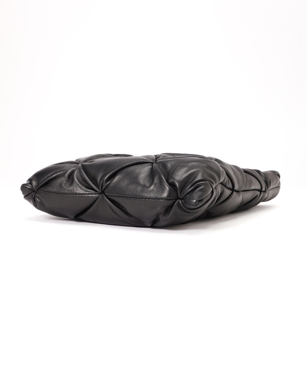 TOV(トーヴ) KNOB - DRST LEATHER