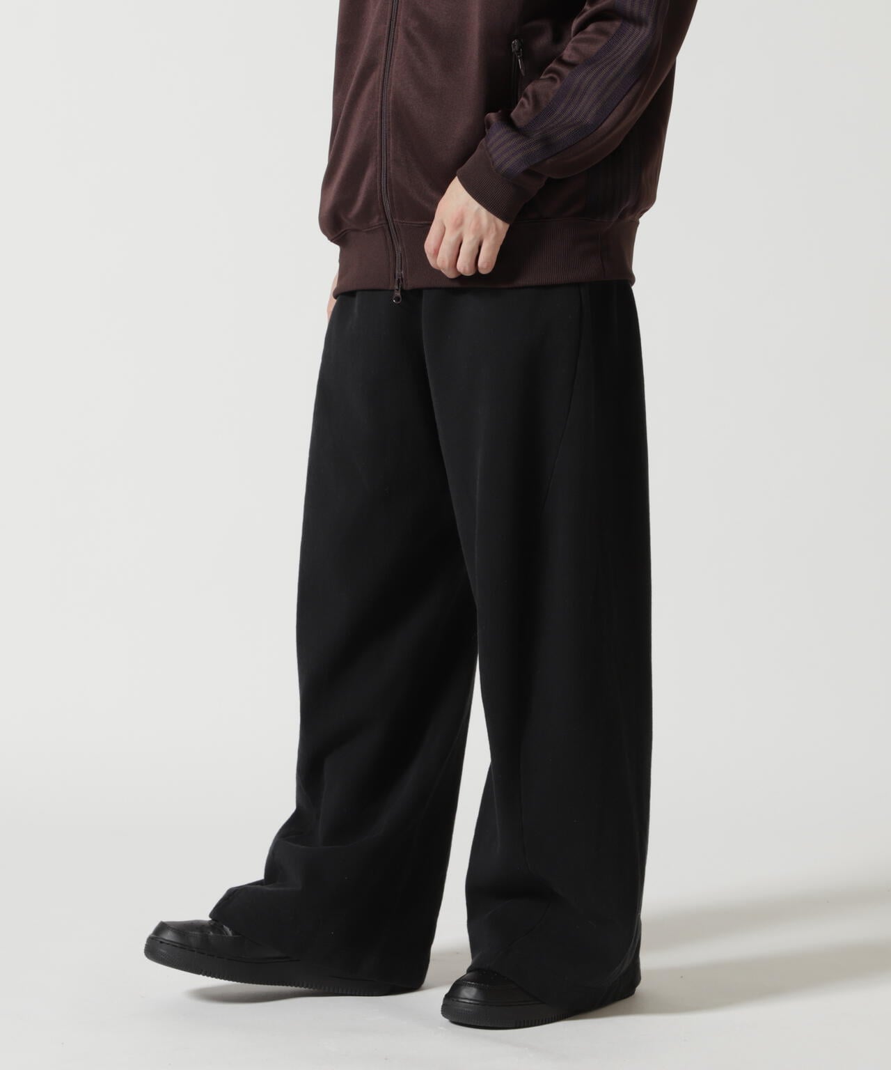 NVRFRGT(ネバーフォーゲット)3D TWISTED LOUNGE WIDE PANTS