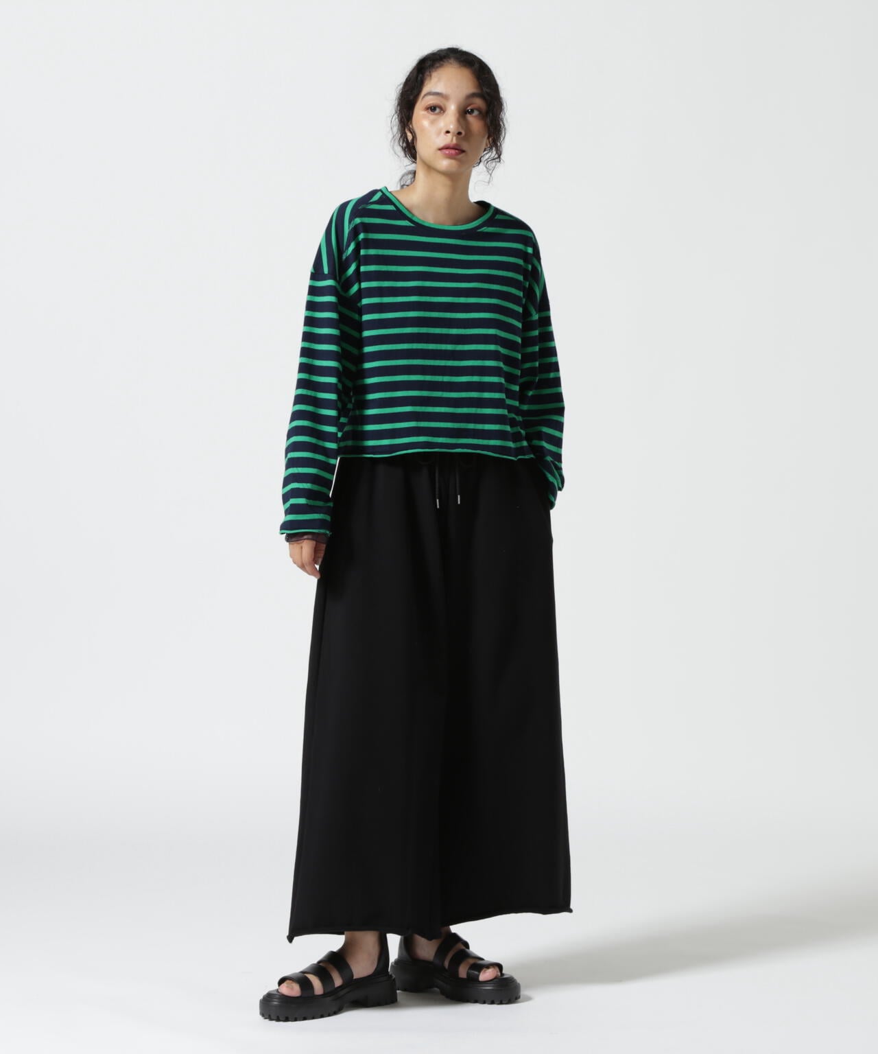 DROIT BELLO(ドロイトベロ)ワイドスウェットパンツ