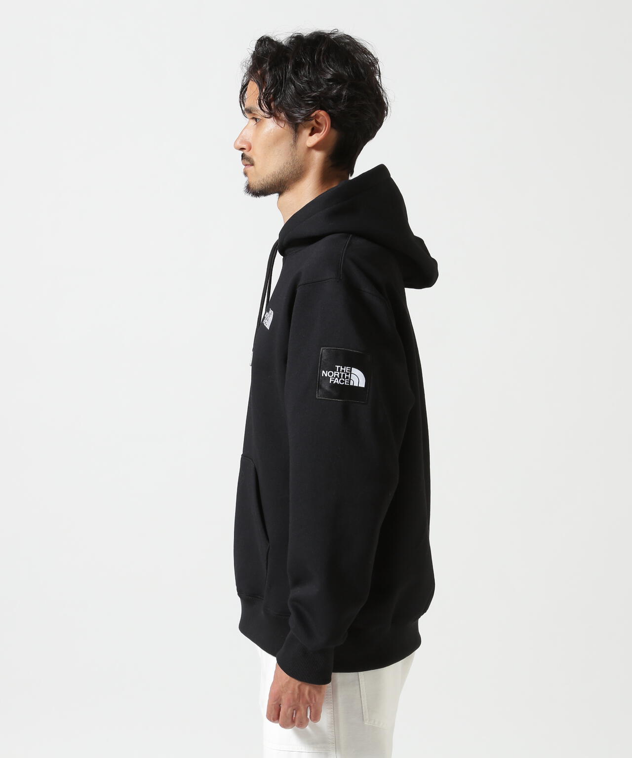 THE NORTH FACE (ザ・ノース・フェイス)スクエアロゴフーディ(ユニセックス)