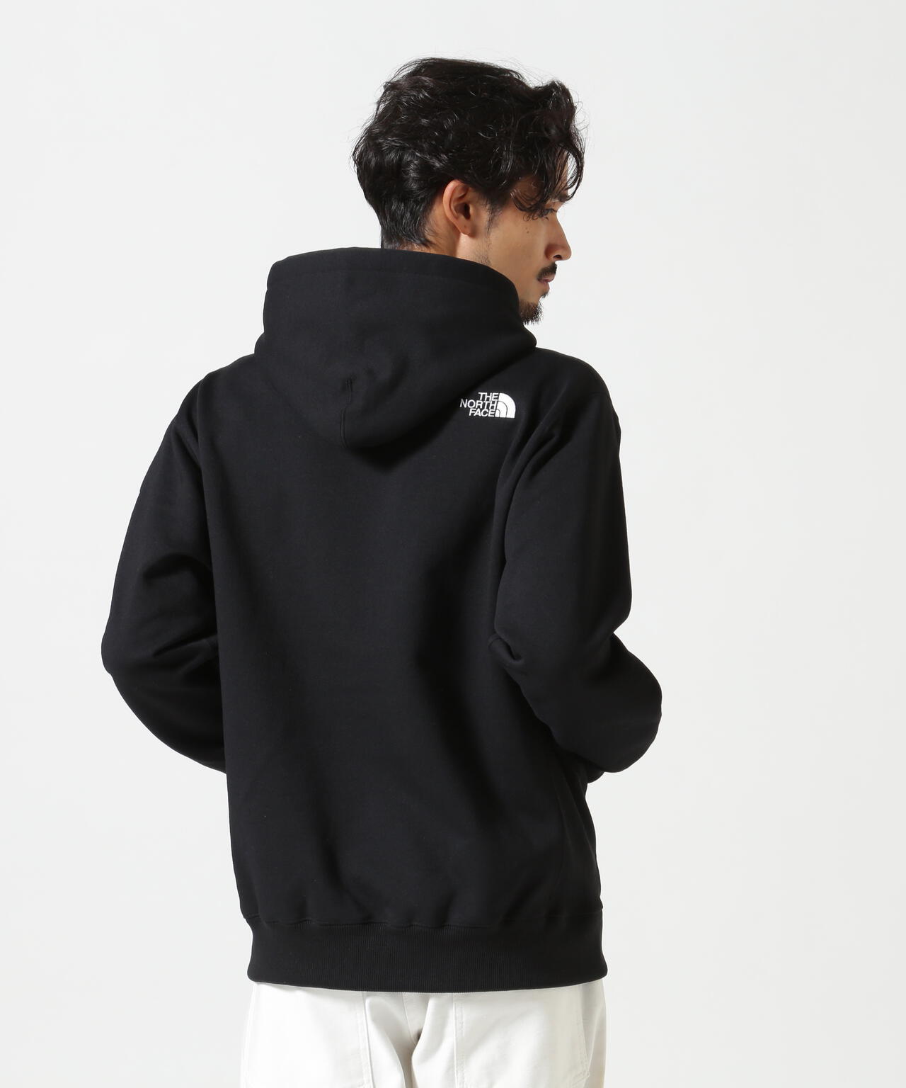 THE NORTH FACE (ザ・ノース・フェイス)スクエアロゴフーディ(ユニセックス)