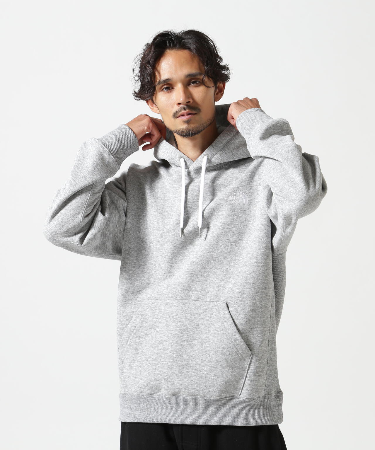 THE NORTH FACE (ザ・ノース・フェイス)スクエアロゴフーディ(ユニセックス)