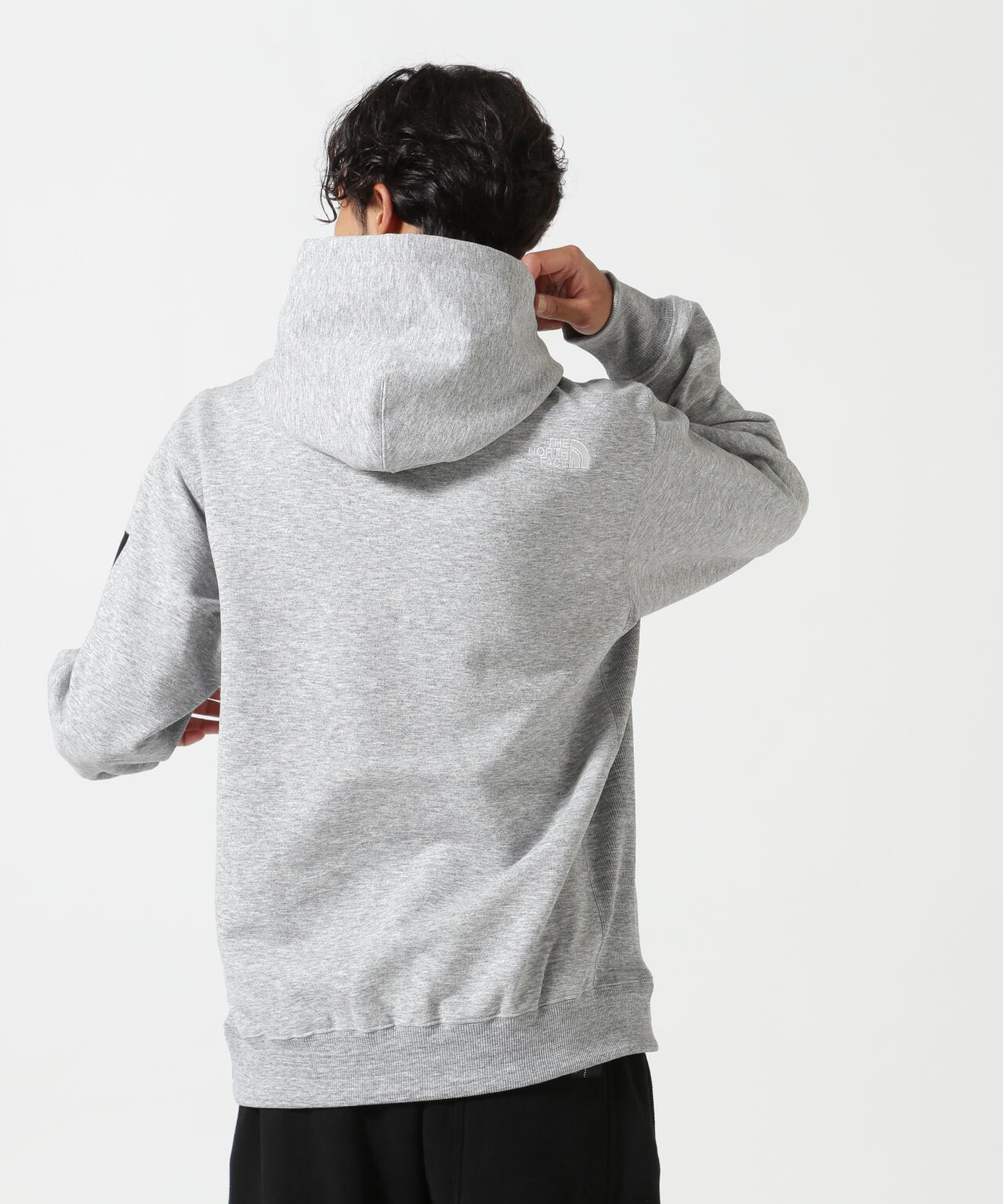 THE NORTH FACE (ザ・ノース・フェイス)スクエアロゴフーディ(ユニセックス)