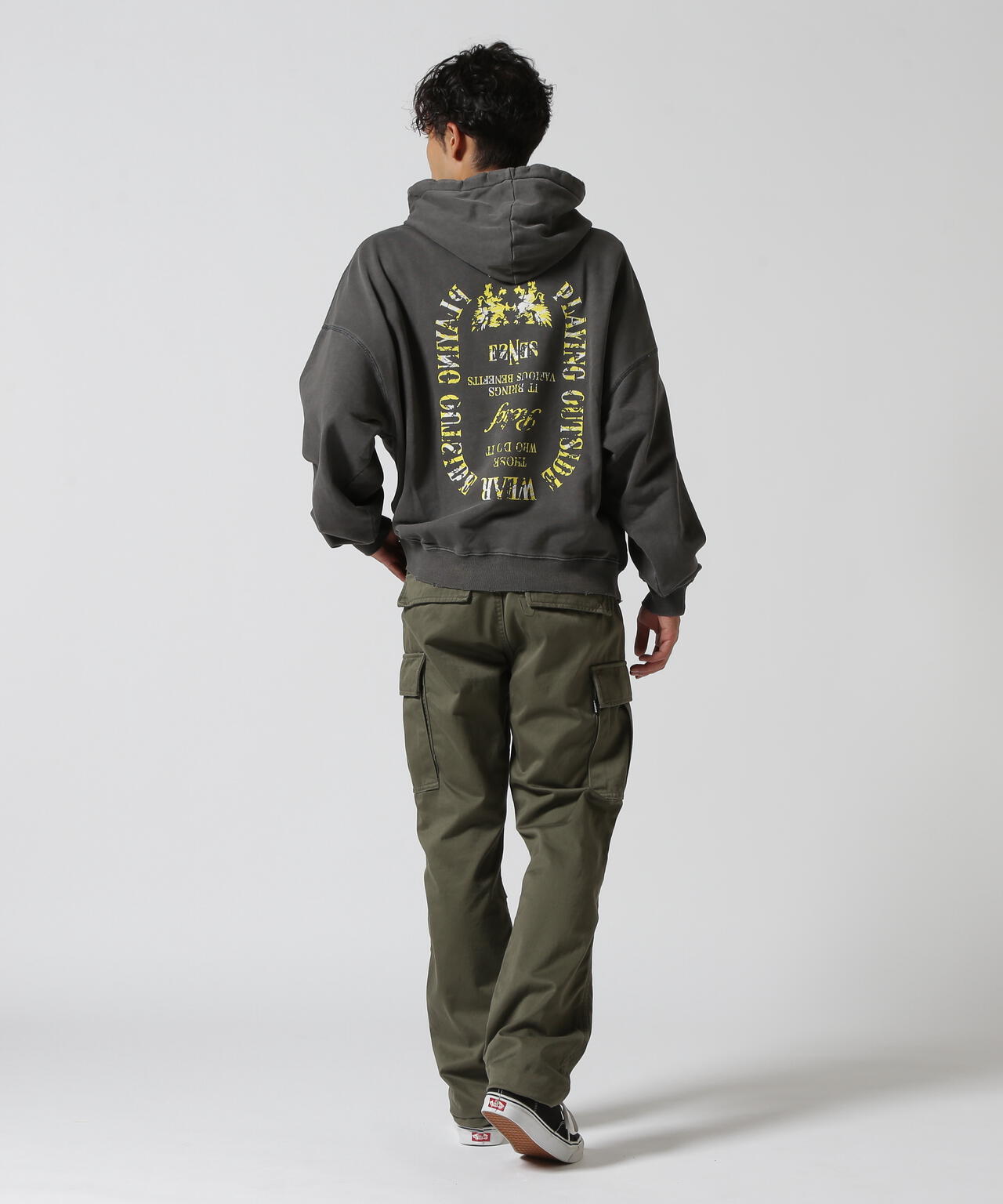 LUSOR(ルーソル)PIGMENT SWEAT HOODIE EMBLEM