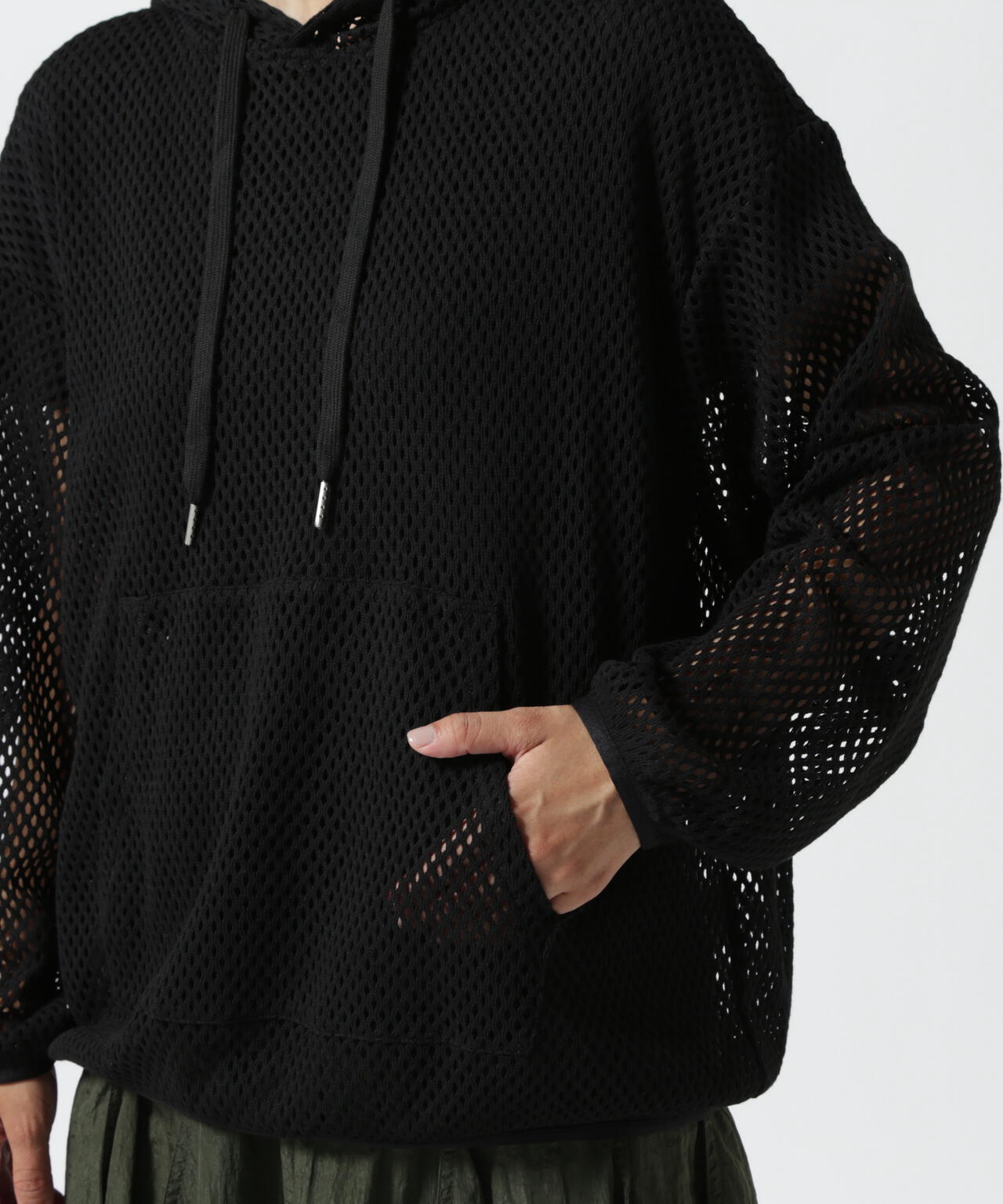 YENN (イエン)MESH LACE HOODIEプルオーバー