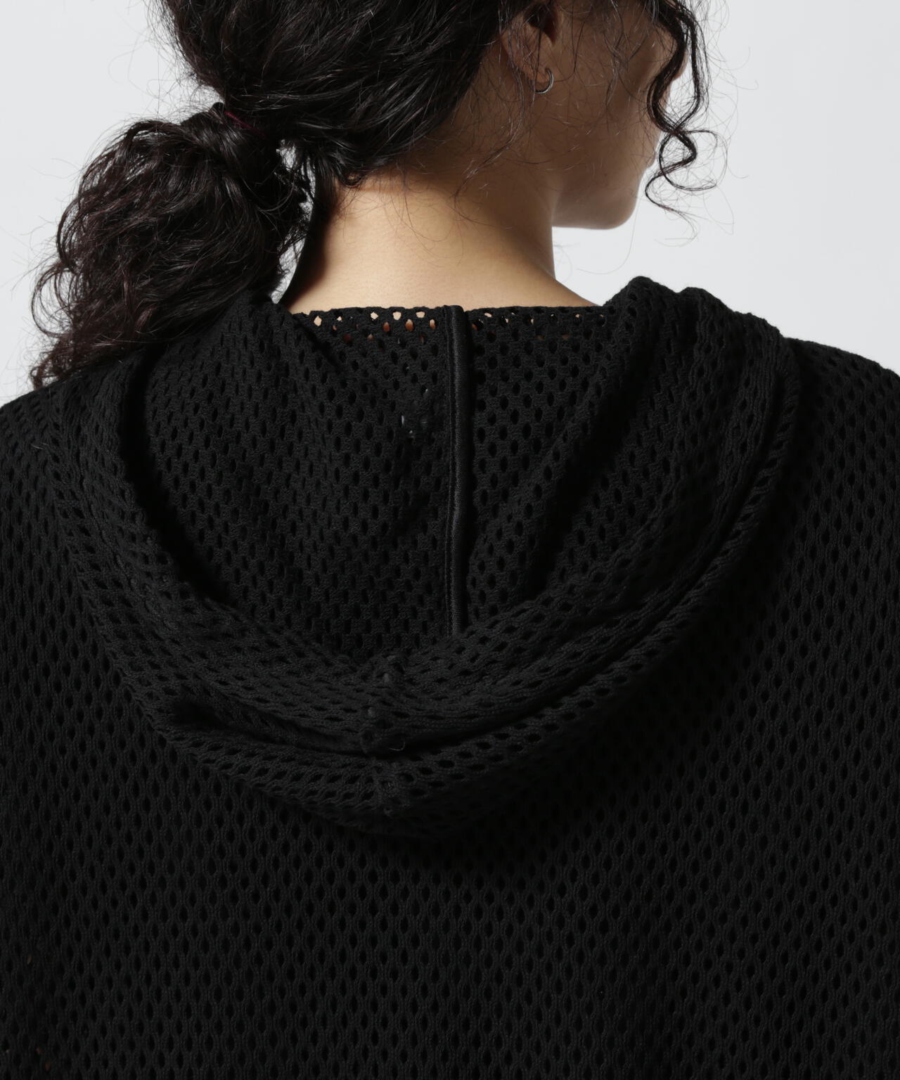 YENN (イエン)MESH LACE HOODIEプルオーバー