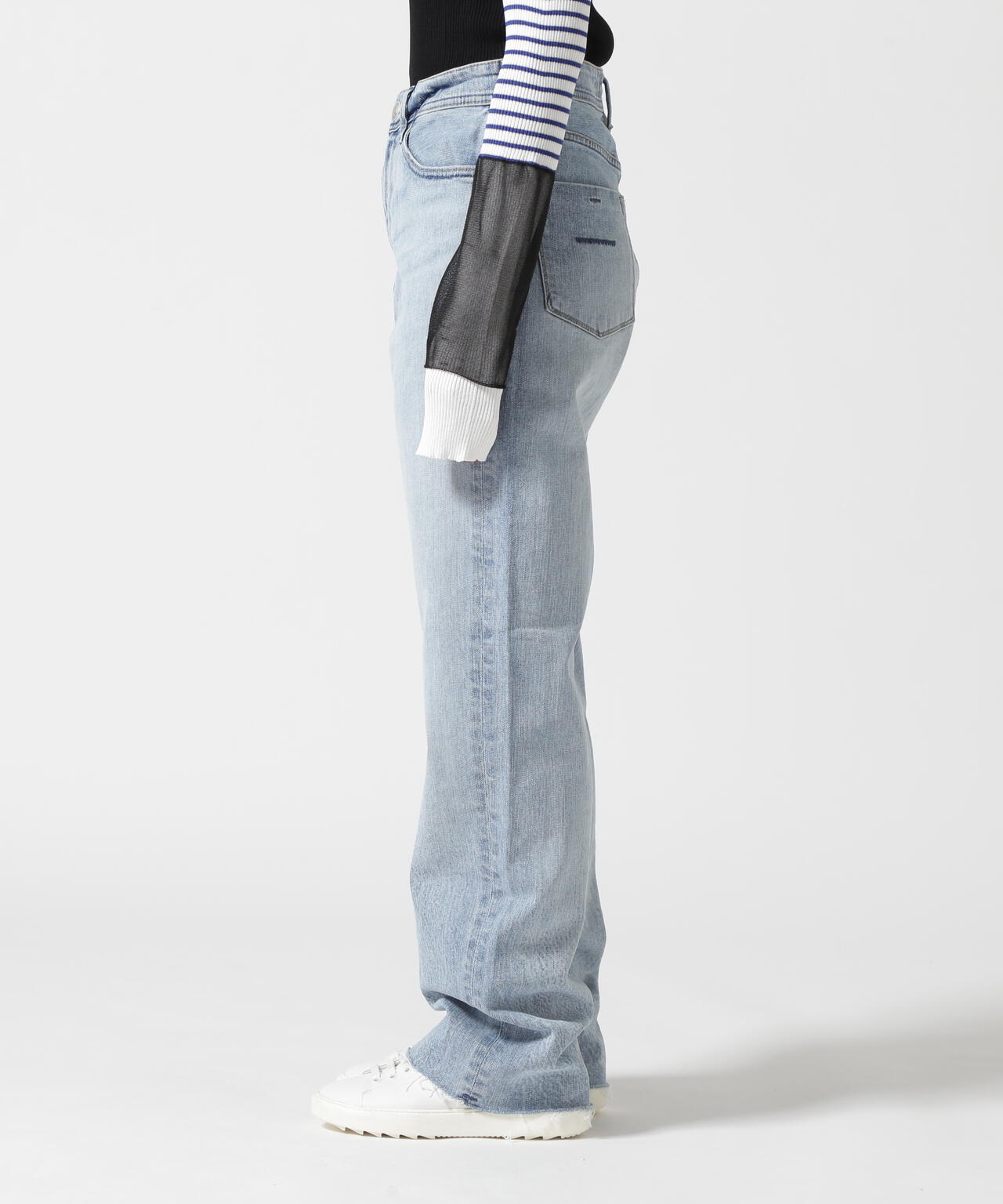 37562998-6d30-5363-9c53-e95901bd4ed3_Image