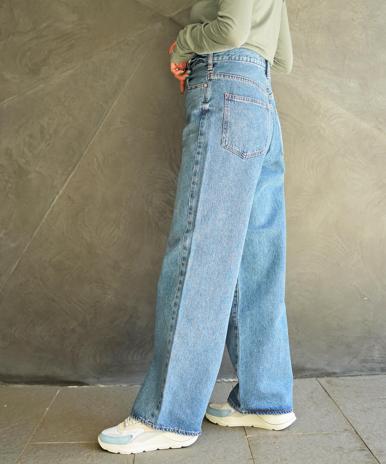 58a2556c-ec05-5fde-a0c5-7b9abcf70ad5_Image