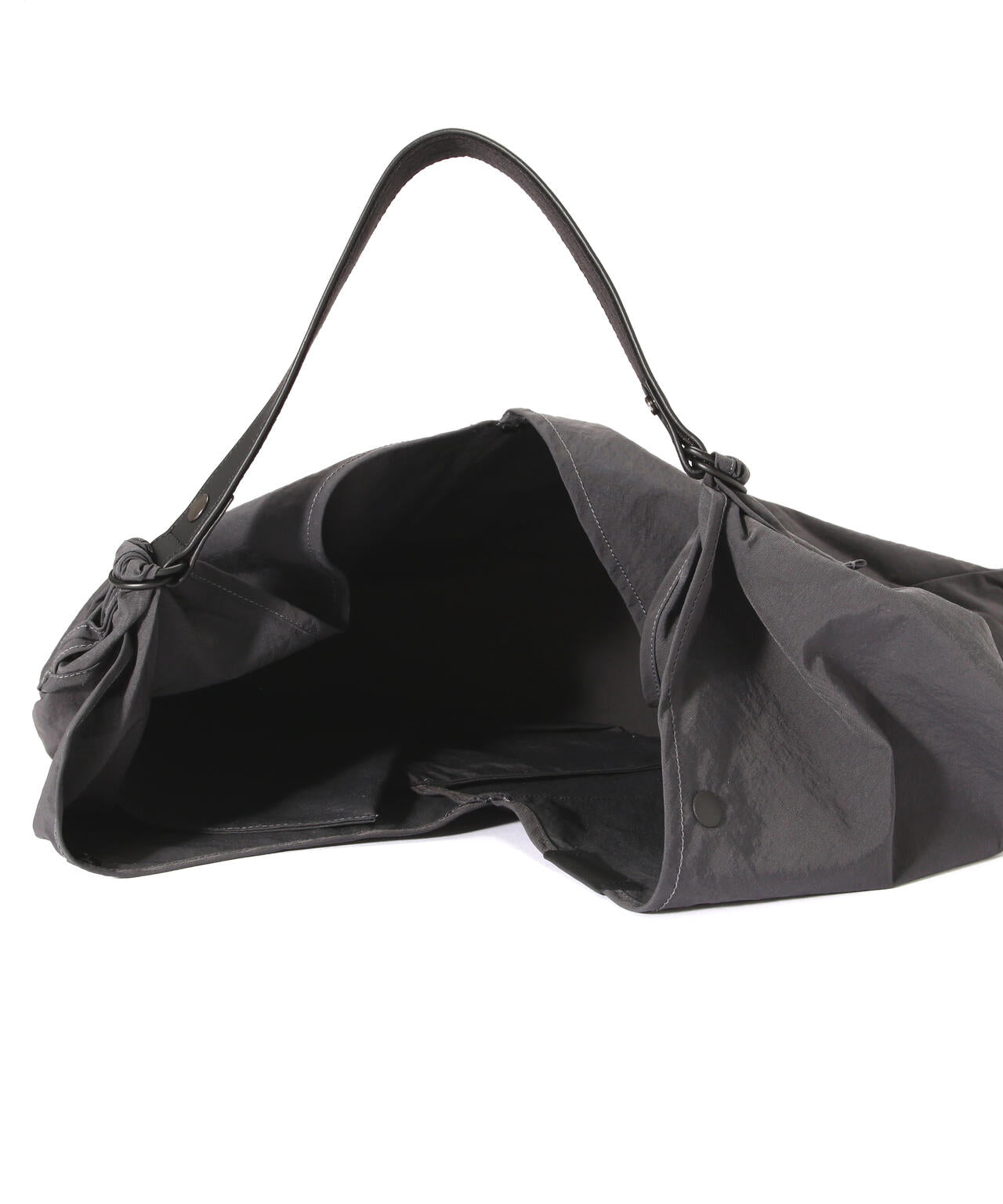 SLOW(スロウ)span nylon-wrap bag S- 586S112K