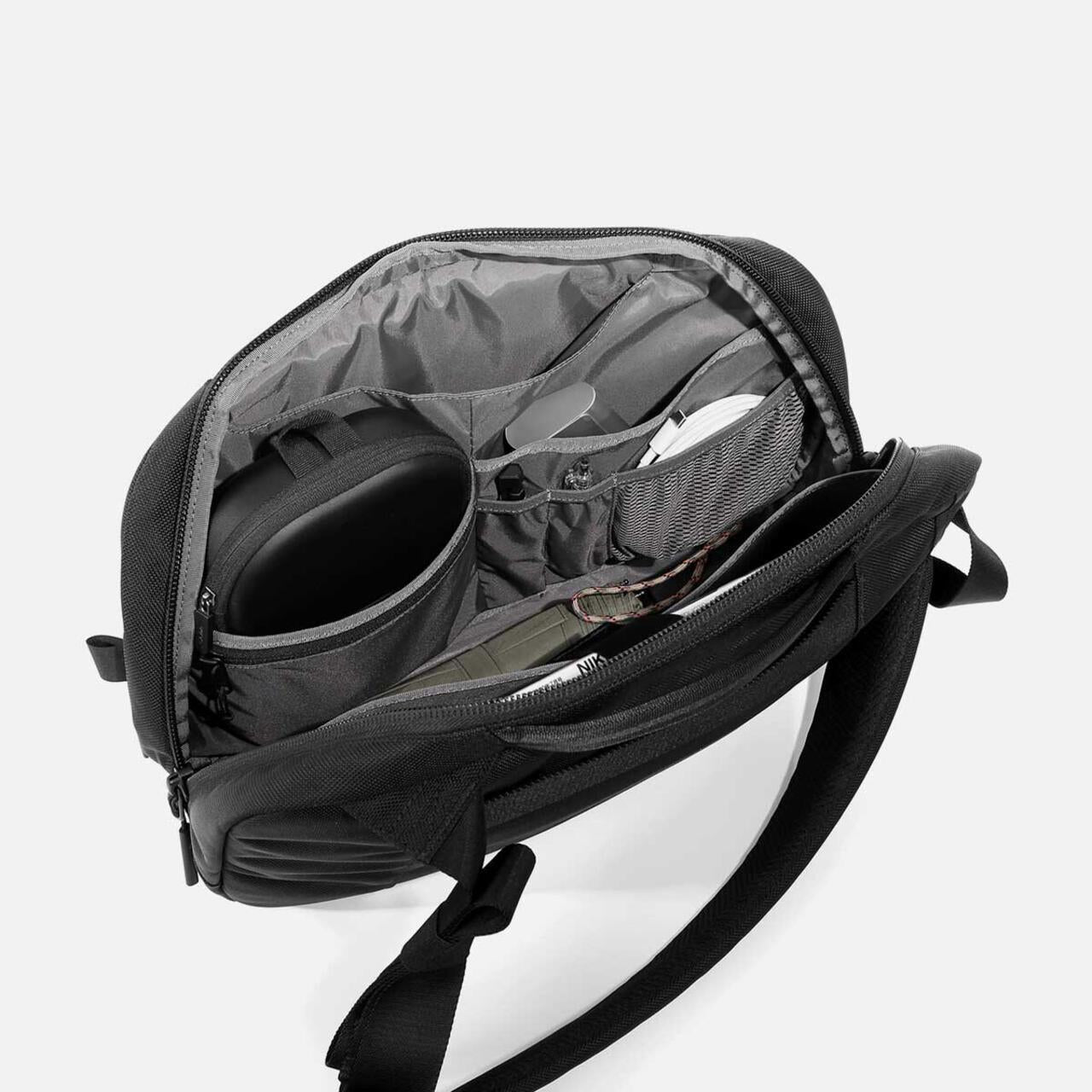 Aer(エアー)Travel Sling 2 Black AER-21013