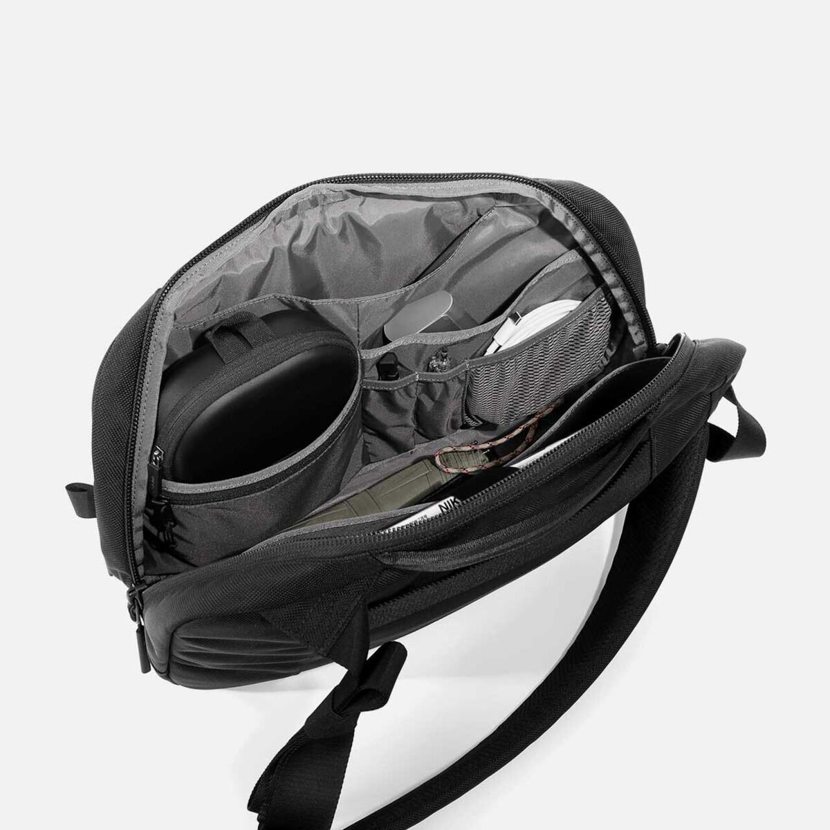 Aer(エアー)Travel Sling 2 Black AER-21013