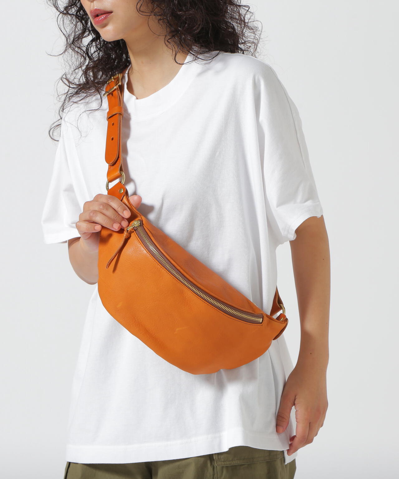 SLOW(スロウ) FANNY PACK ファニーパック 300S61EG
