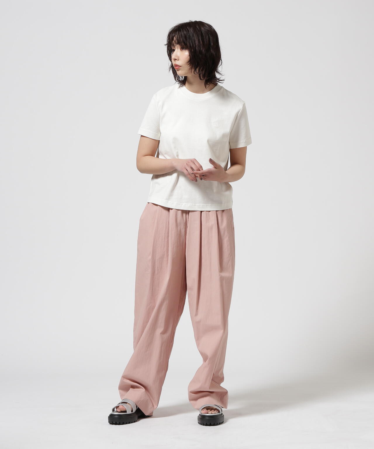 DROIT BELLO(ドロイトベロ)2Tuck Easy Pants