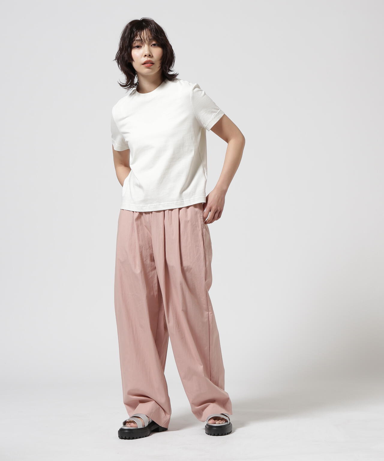 DROIT BELLO(ドロイトベロ)2Tuck Easy Pants