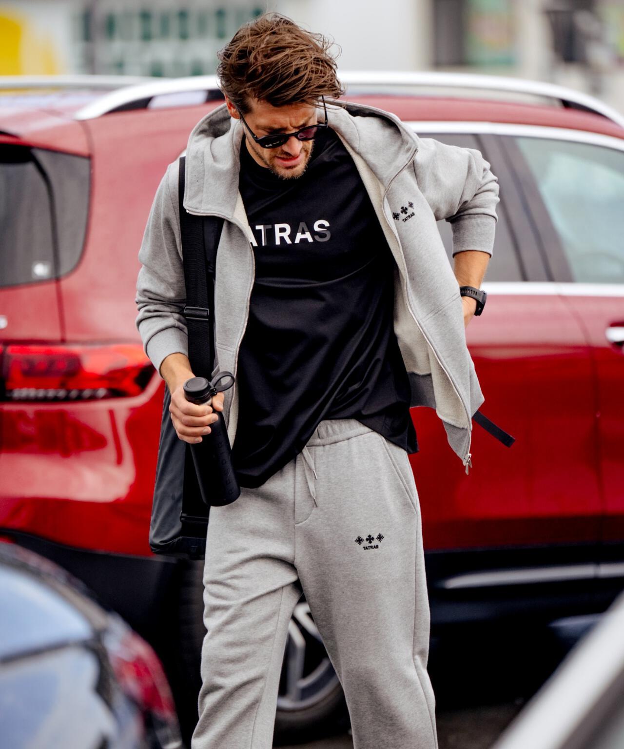 944f8c99-9b13-5157-a681-cf34e8c7b232_Image