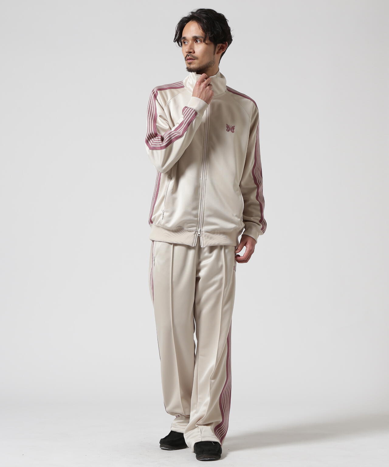 b1818eb7-2a33-502a-8d99-68f1a8a81322_Image