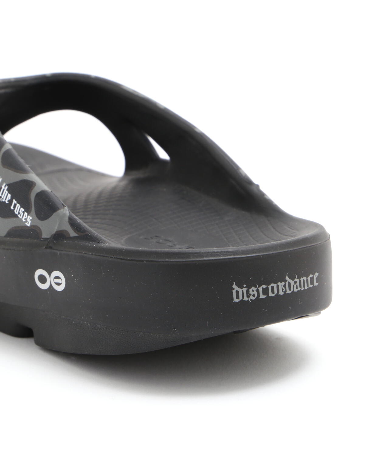 Children of the discordance x OOFOS / x OORIGINAL