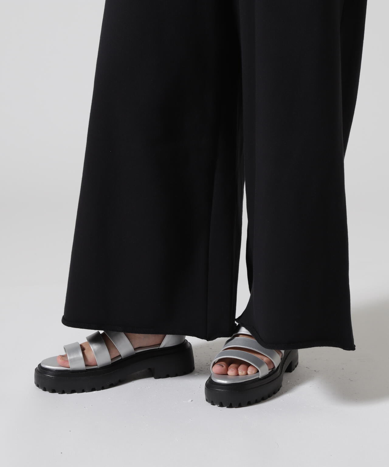 DROIT BELLO(ドロイトベロ)ワイドスェットパンツ