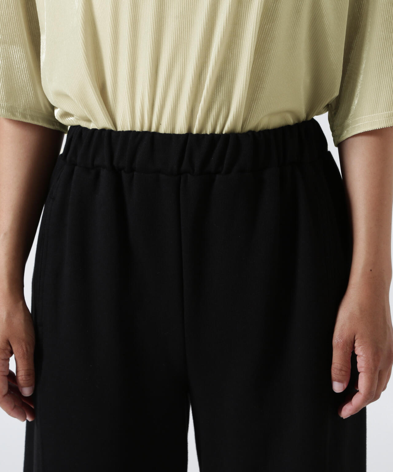 YENN(イエン)KNEE TUCK SWEAT PT /Y253-31078