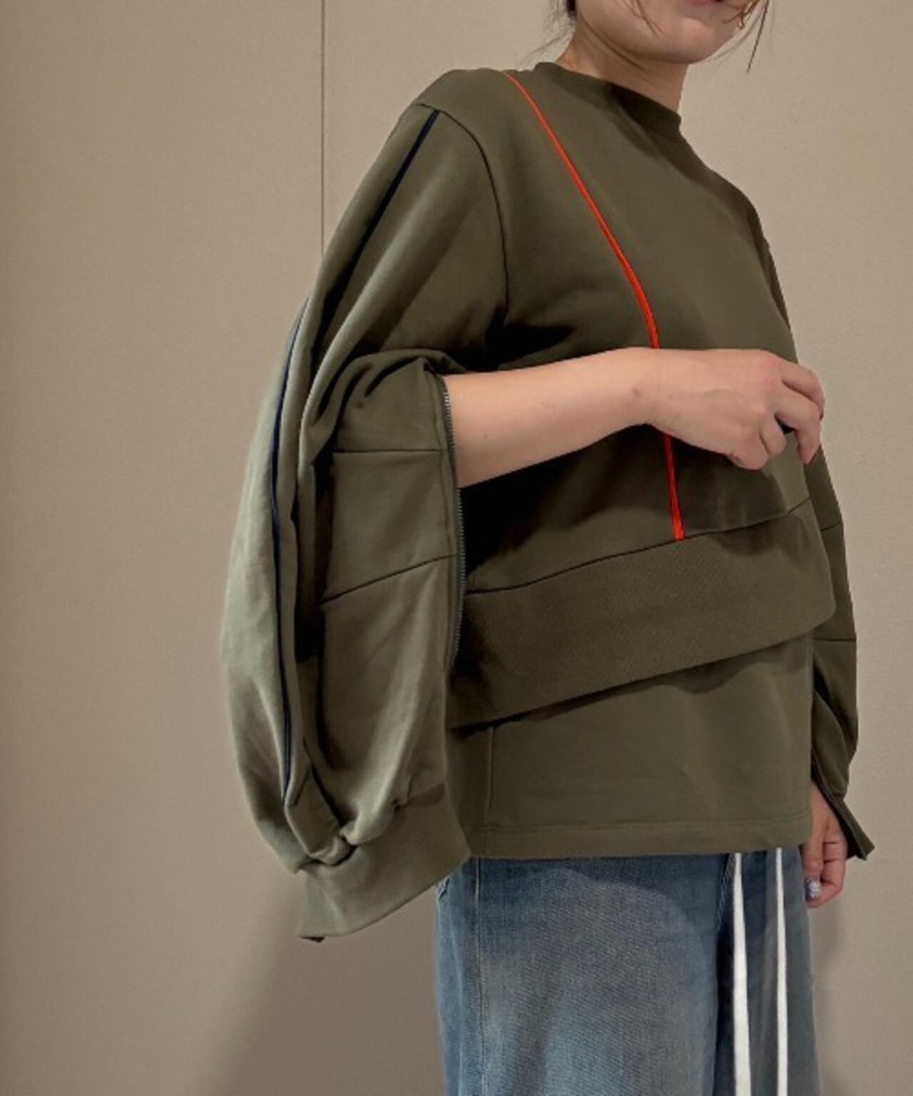 AULA AILA(アウラ アイラ)別注パイピングプルオーバー