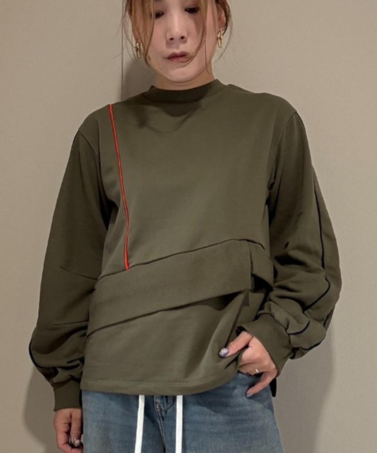 AULA AILA(アウラ アイラ)別注パイピングプルオーバー