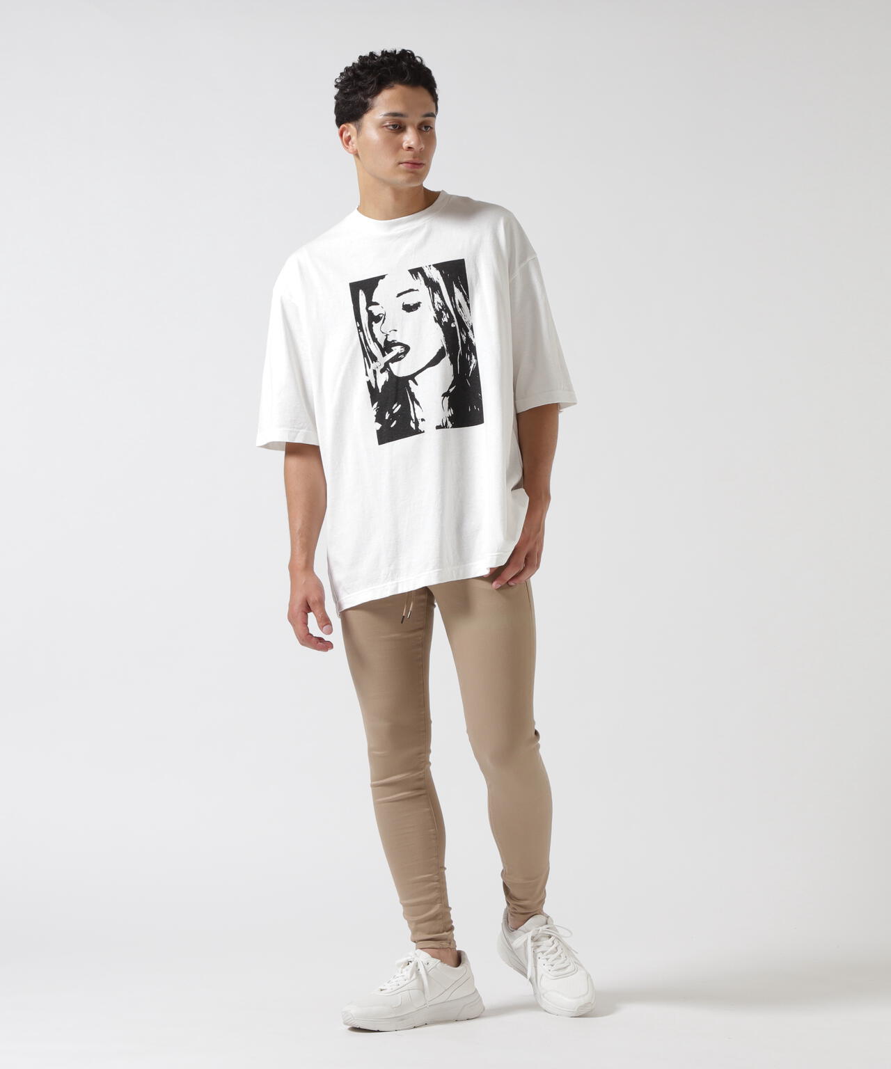 MINEDENIM(マインデニム)Monochrome Two tone Face Crewneck T-SH