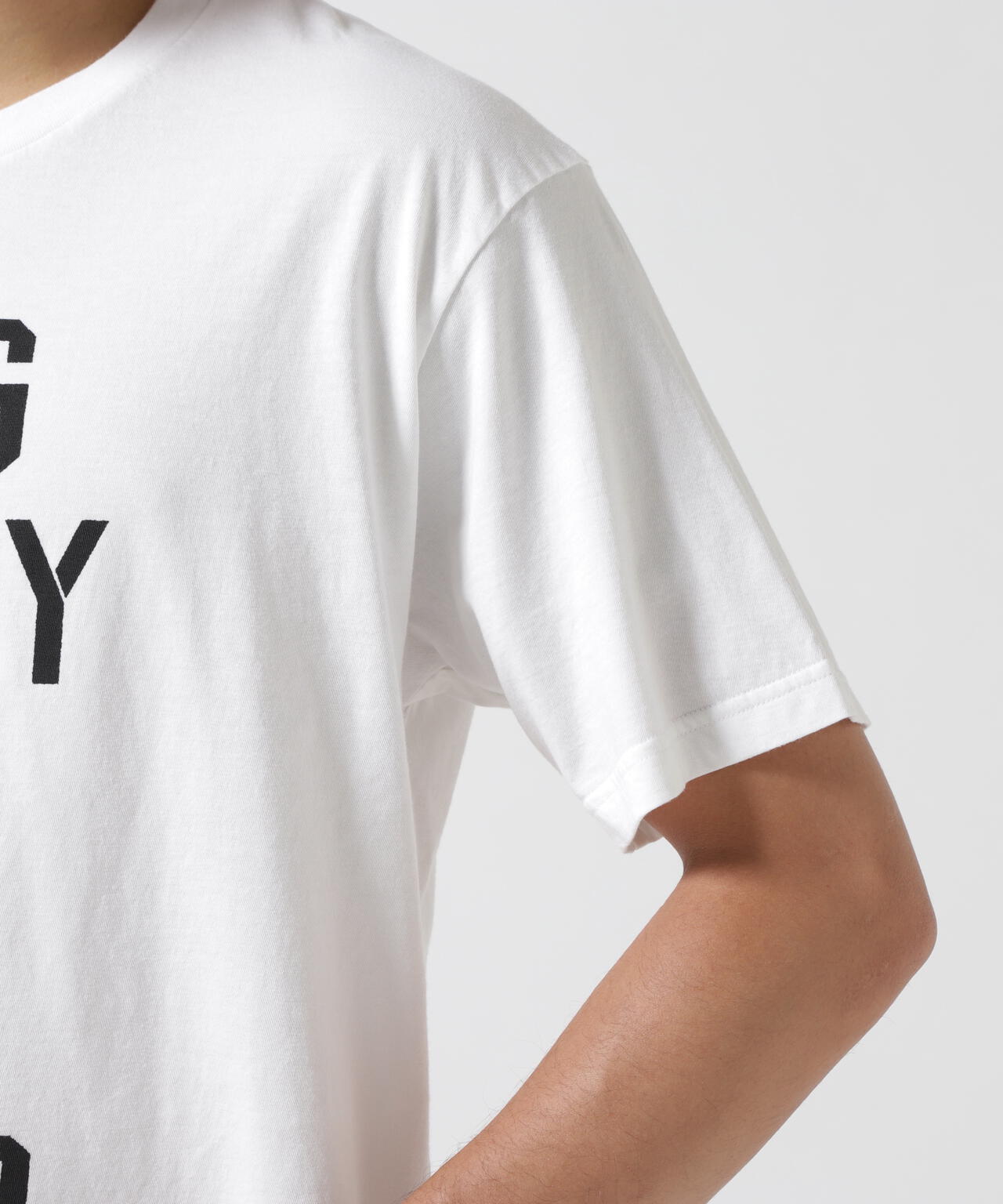 MINEDENIM(マインデニム)LIVING IS EASY WITH EYES CLOSED T-SH