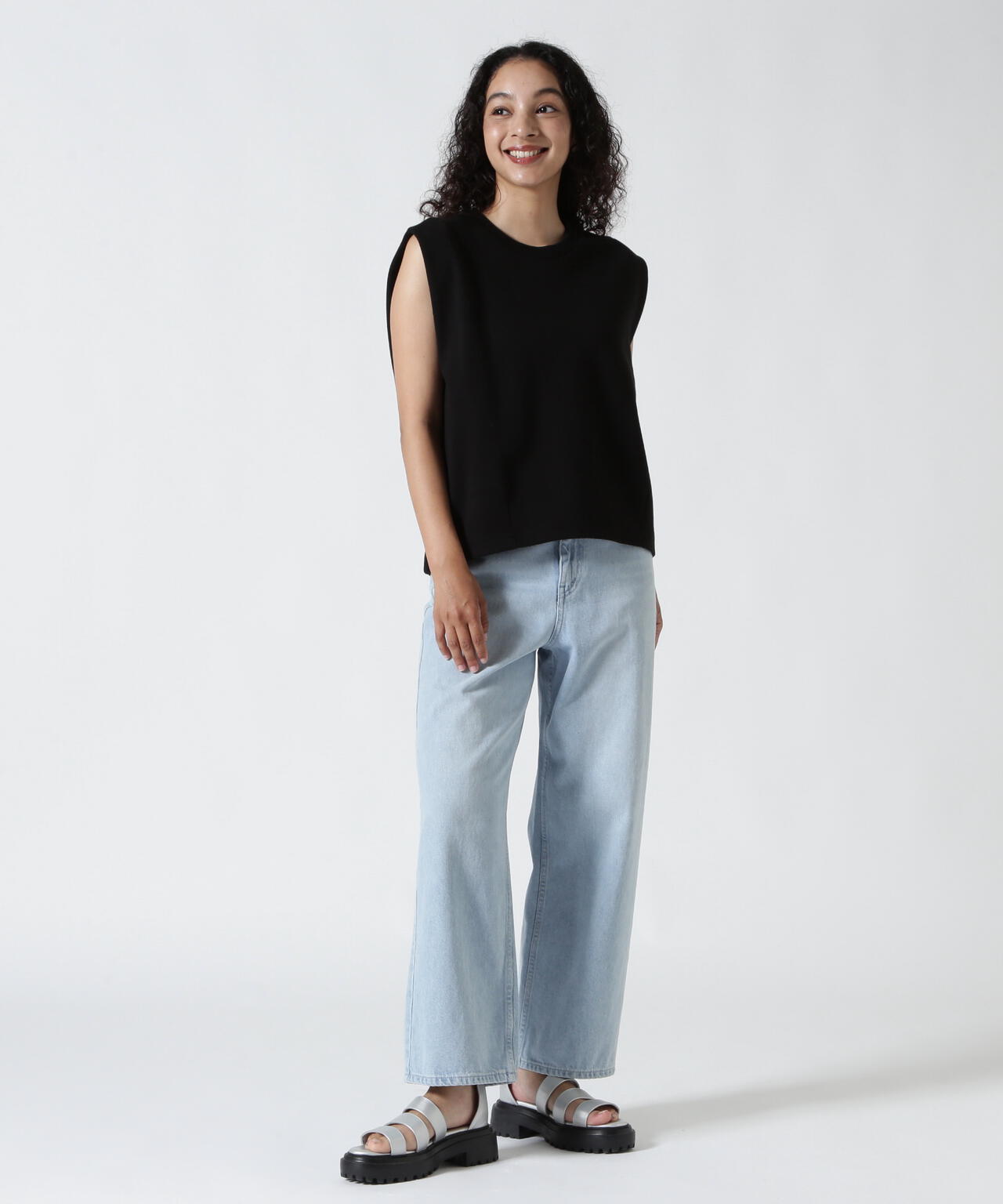 YENN(イエン)SLEEVELESS SWEAT PO /Y253-81077