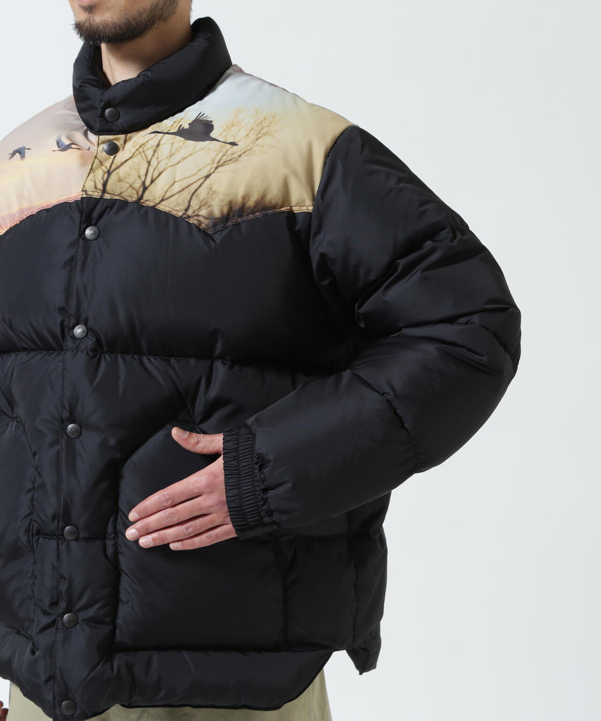 〈NEEDLES〉x〈ROCKY MOUNTAIN FEATHERBED〉Down Jacket