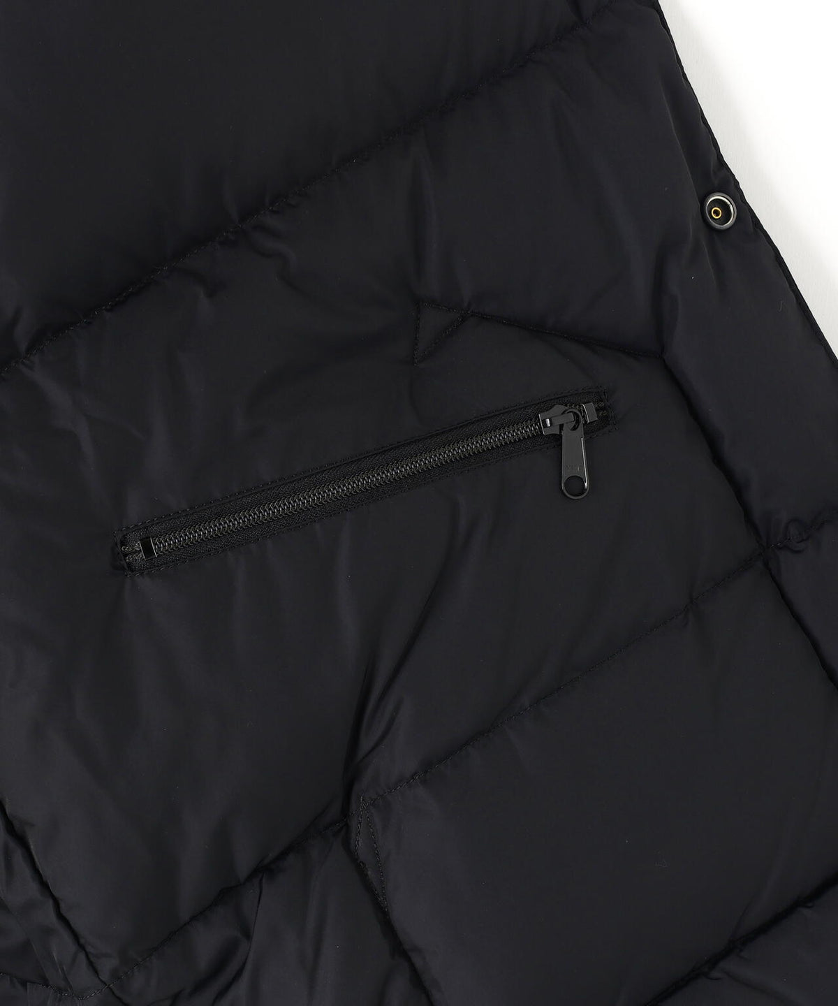 〈NEEDLES〉x〈ROCKY MOUNTAIN FEATHERBED〉Down Jacket
